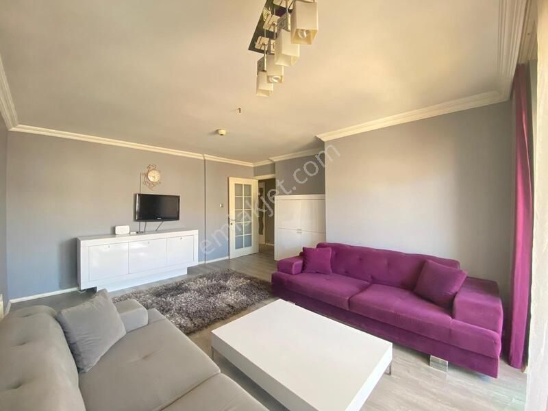 Smyrna Meydanına Yürüme Mesafesinde Eşyalı Kiralık - Görsel 5