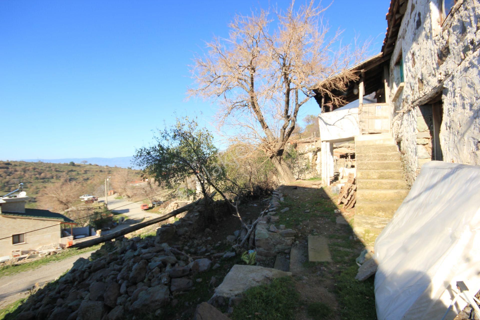 Aktif'ten Burhaniye Kuyucak Köyünde Kaçırılmayacak Satılık Taş Ev - Görsel 9