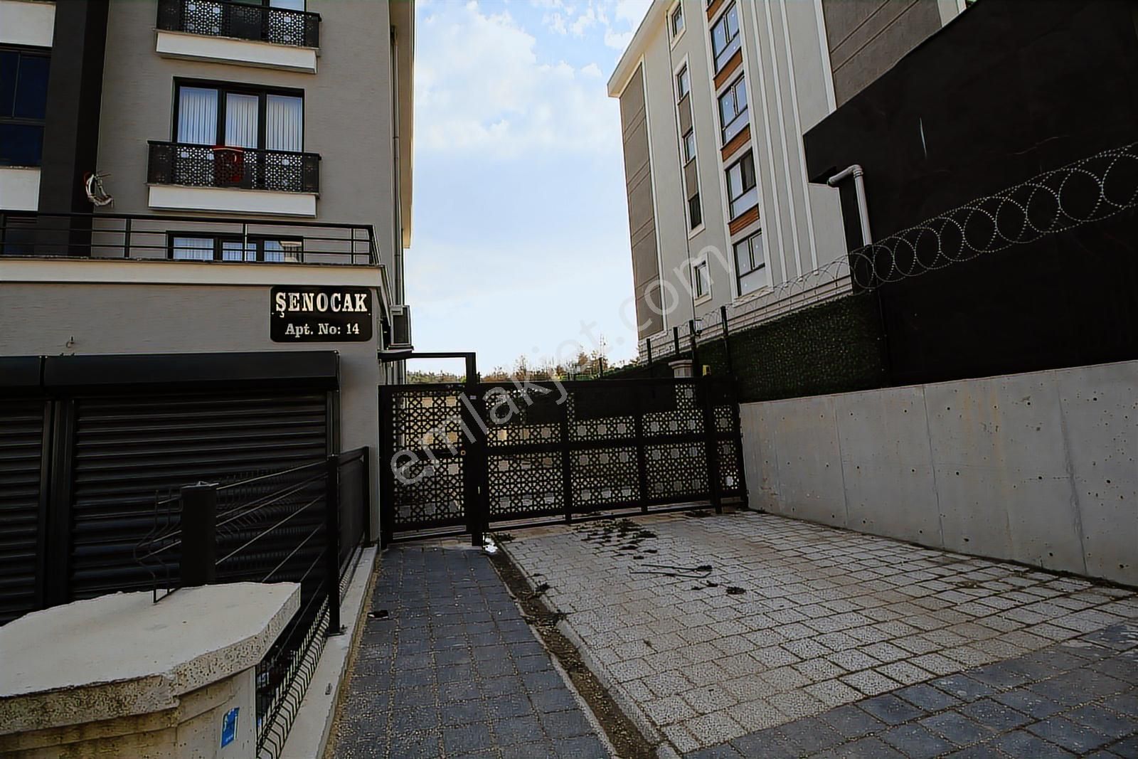 Kayapa Çamlık'ta 160 M2 3+1 Ebevyn Banyo Asansör Giyinme Odası - Görsel 27