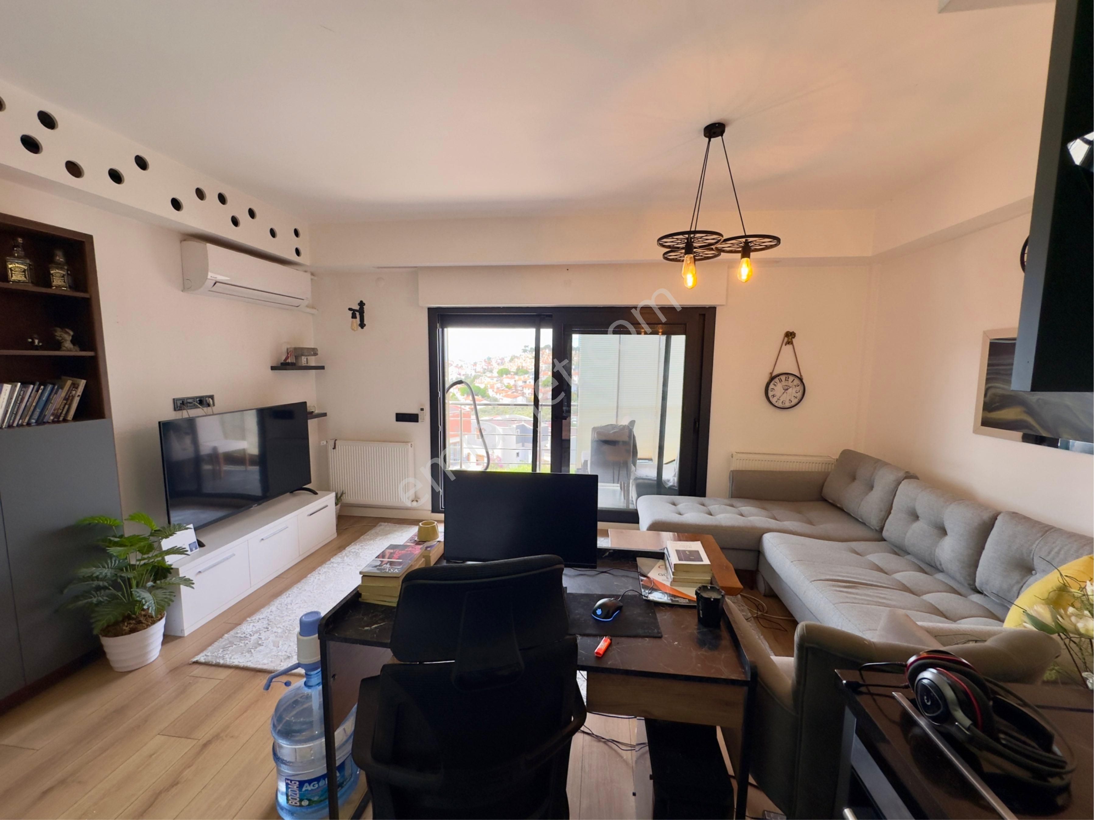 Kuşadası Kadınlar Denizinde Deniz Manzaralı 1+1 Daire - Görsel 9