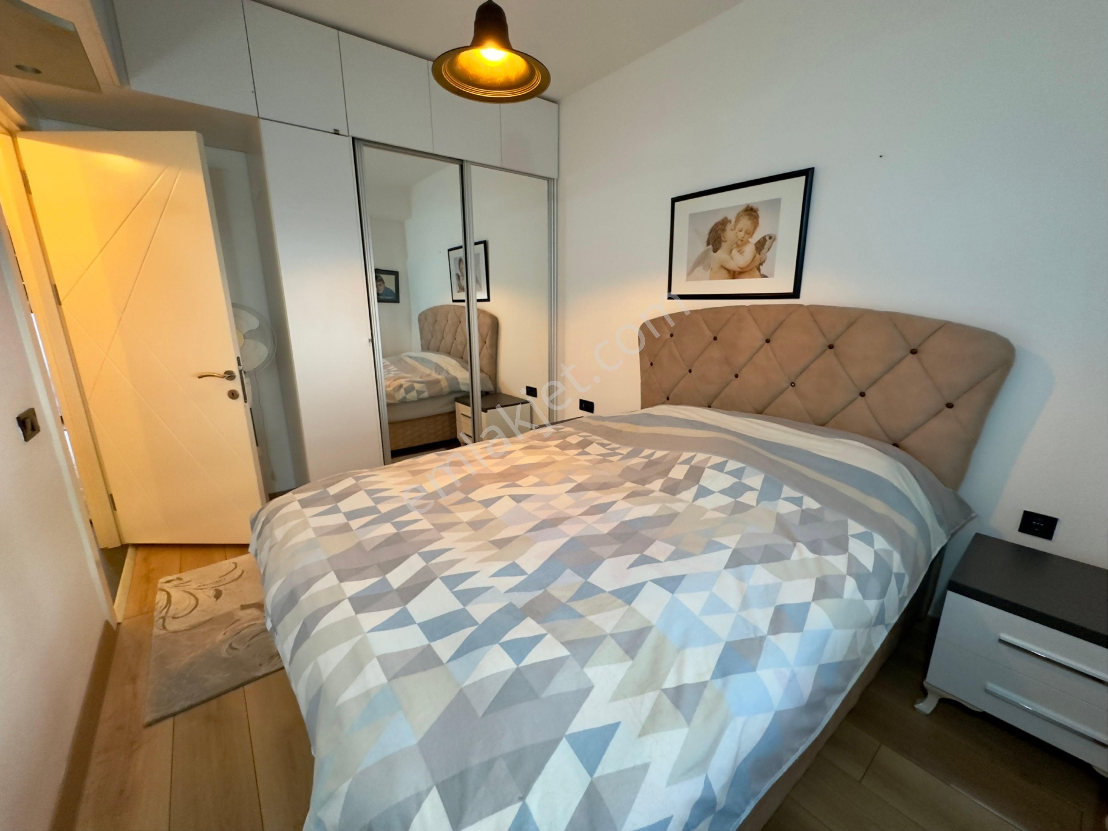 Kuşadası Kadınlar Denizinde Deniz Manzaralı 1+1 Daire - Görsel 27