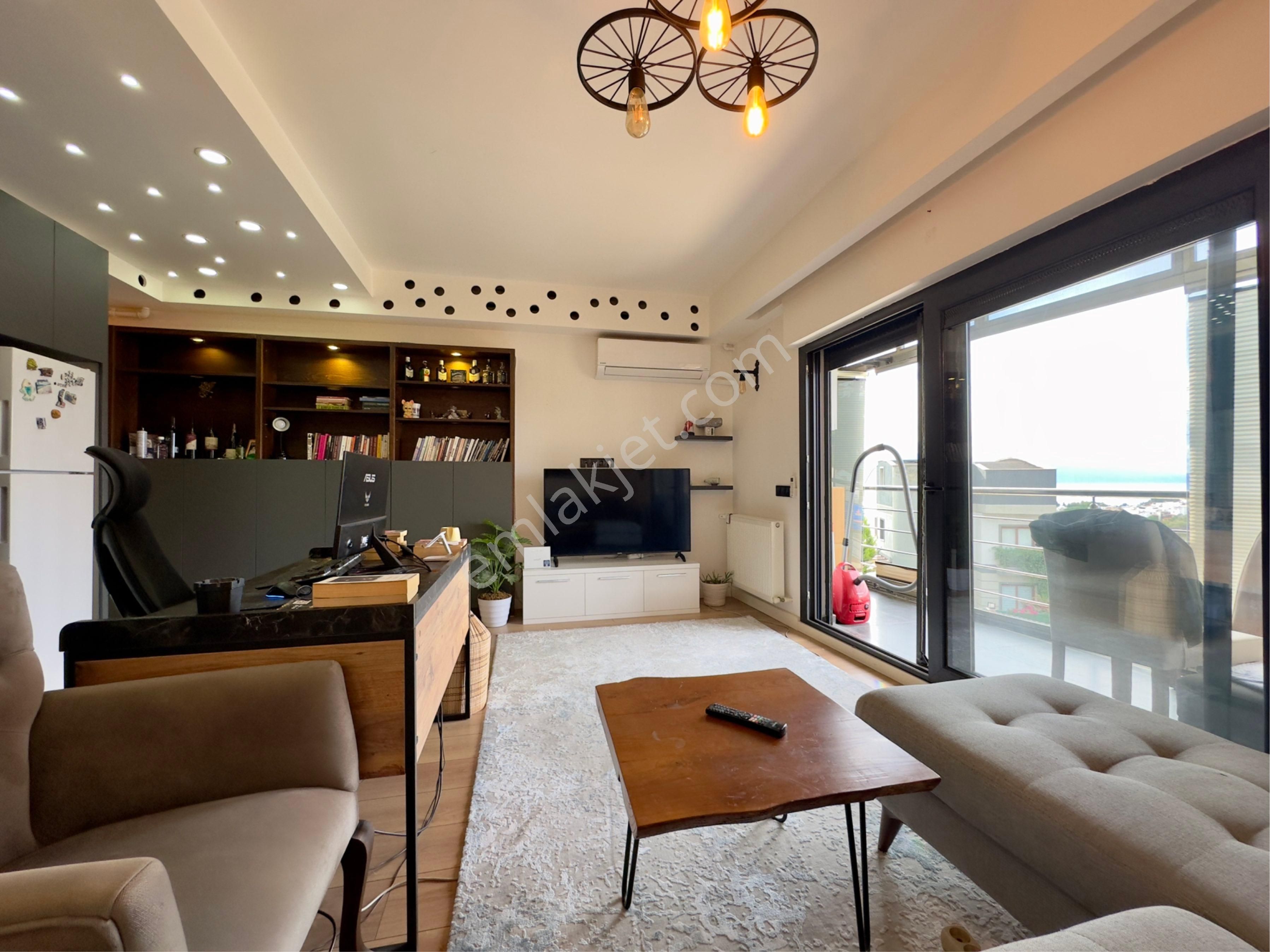 Kuşadası Kadınlar Denizinde Deniz Manzaralı 1+1 Daire - Görsel 13