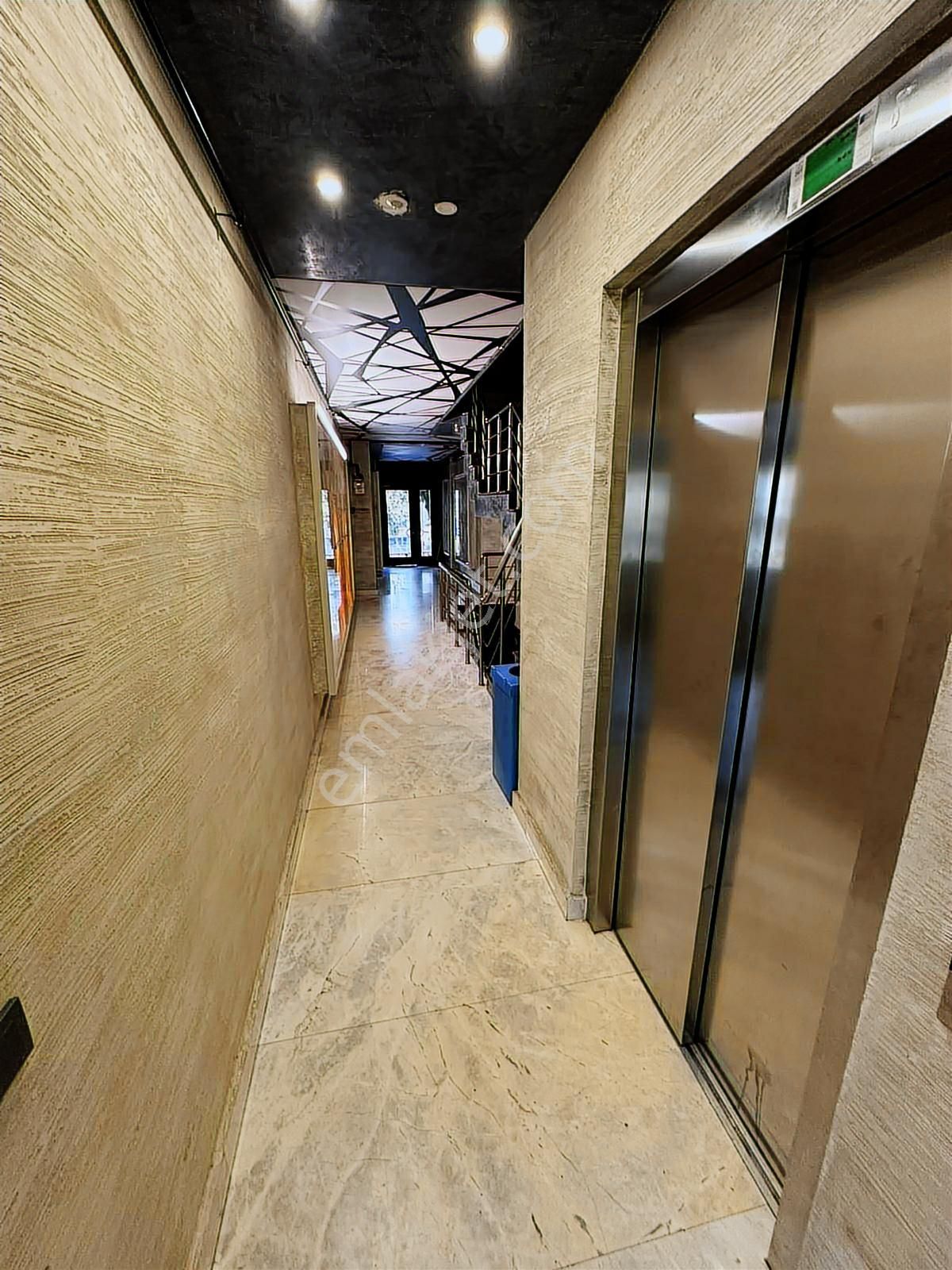 Fenerbahçe Kalamış Sahilde Yeni Binada Kiralık 3+1 Bahçe Dubleks - Görsel 10