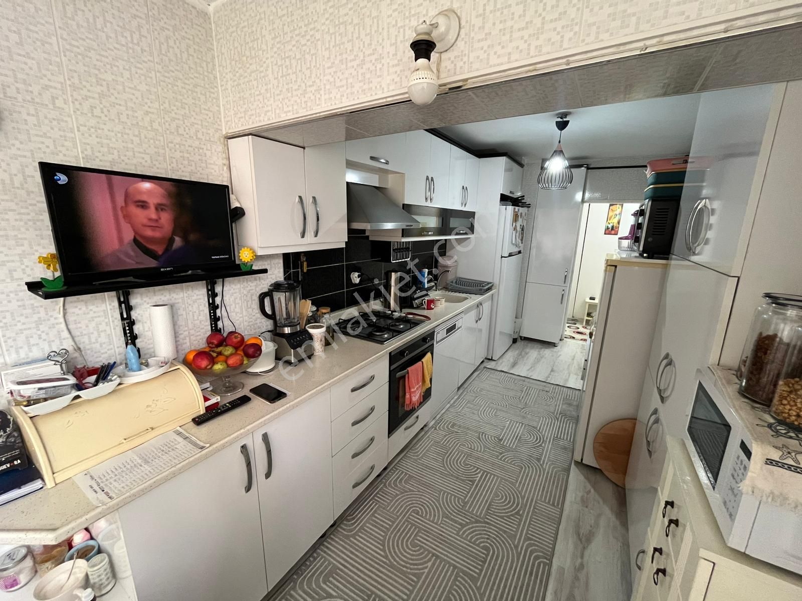 Es-as'tan Atakent Mahallesinde 3+1 Yüksek Giriş Yapılı Daire