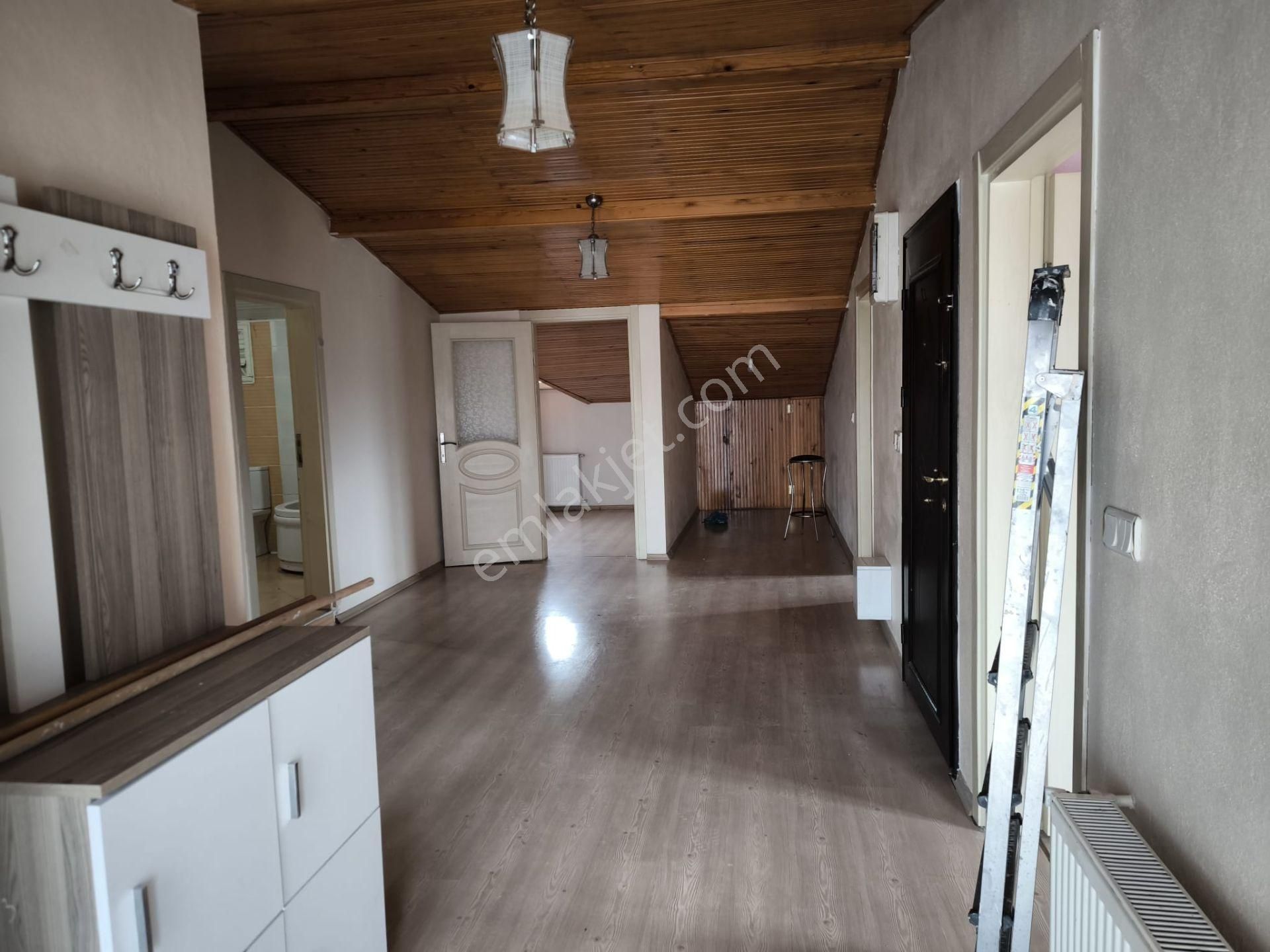 Silivri Cumhuriyet Mah. Kiralık 2+1 Daire