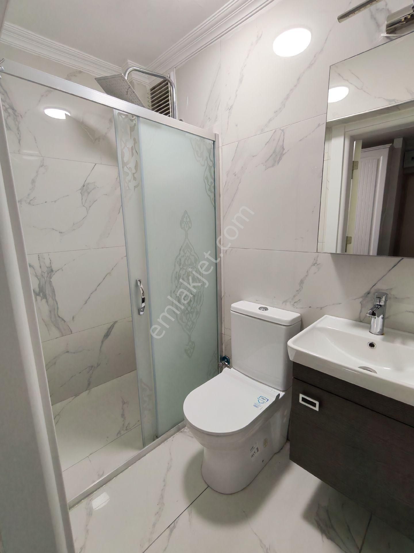 Barış Gayrimenkul'den Umurbey'de 2+1 Yeni Renovasyonlu Daire. - Görsel 11