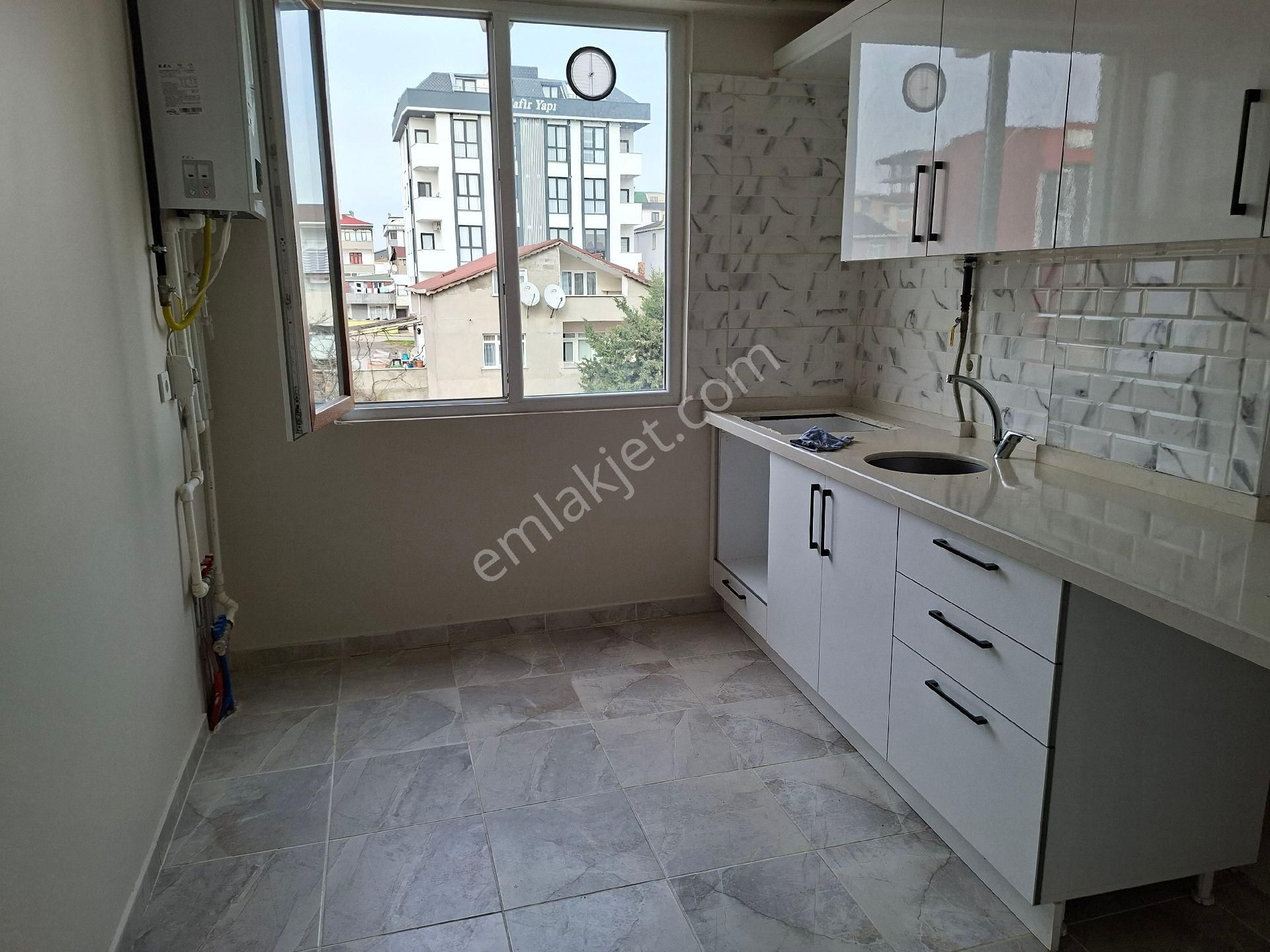 Sultanbeyli M.sinan Mah'de Satılık 2+1