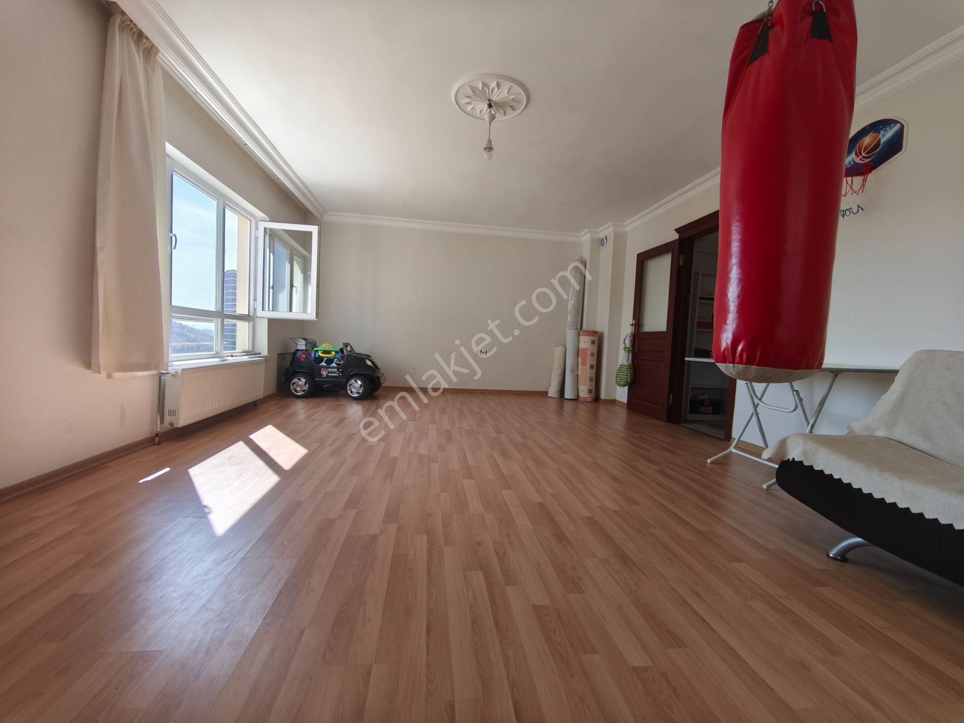 Kalecik Emlak'tan Orman Ve Park Manzaralı 6+2 Dublex Daire - Görsel 23