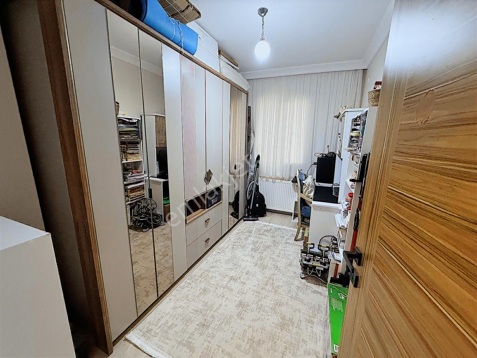 Özmert Ten 2+1 100 M2 Ebeveyn Banyolu Genç Binada Kiralık Daire - Görsel 23