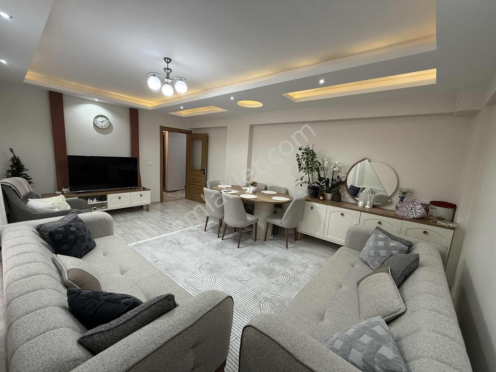 Özmert Ten 2+1 100 M2 Ebeveyn Banyolu Genç Binada Kiralık Daire - Görsel 34