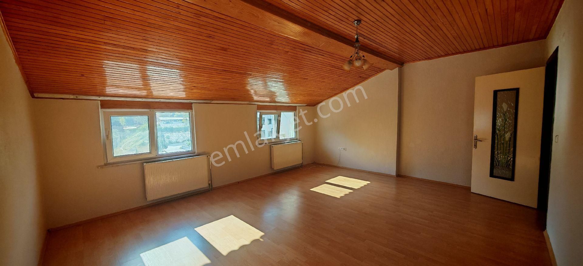 Bağbaşı Harika Konum Çatı Kat Daire - Görsel 14