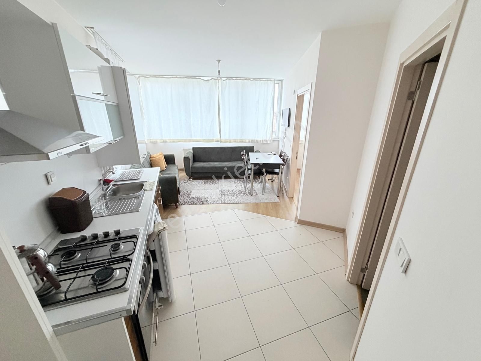 Çamlıkta Site İçerisinde Emsey Has. Yakın Kiraalık 1+1 Daire - Görsel 5