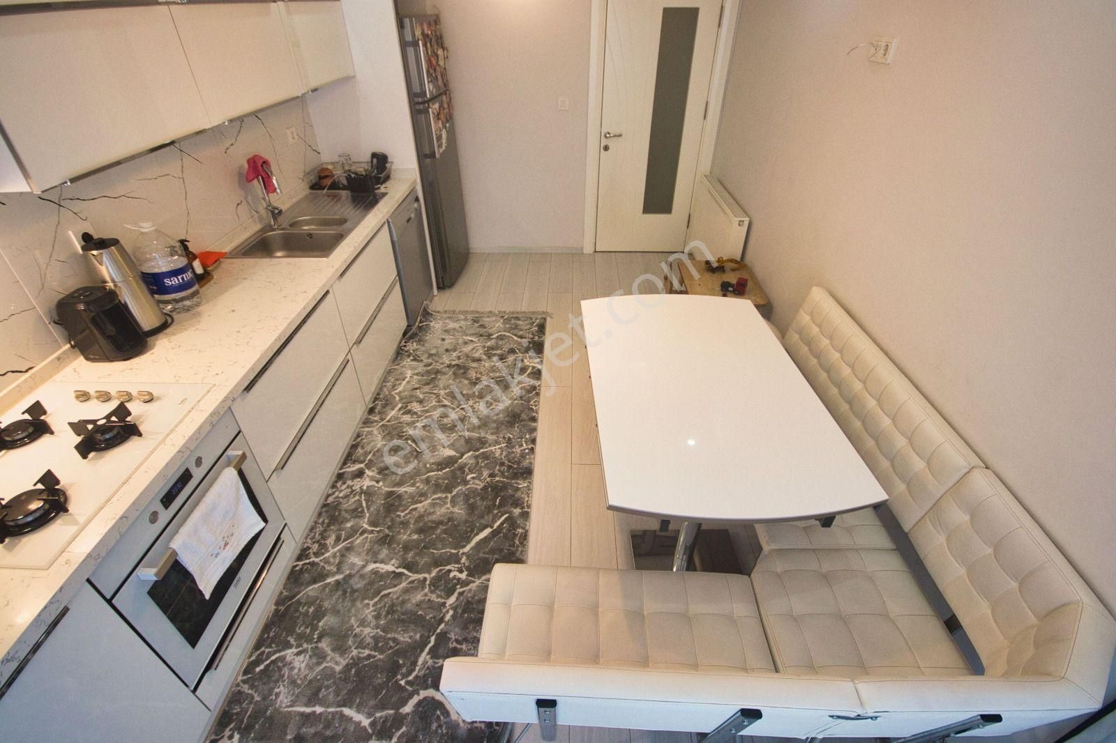 Parstan İkizçayda Havuzlu Kapalı Otoparklı Ön Cephe Arakat 2+1 - Görsel 31