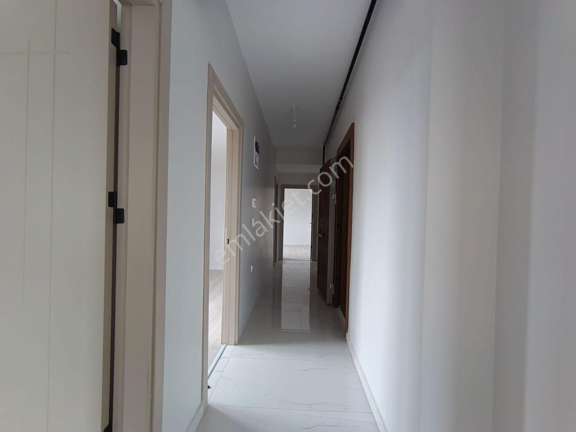 Çekmeköy Çatalmeşe Mh Satılık Lüks 3+1 130m² Arakat Daire - Görsel 5