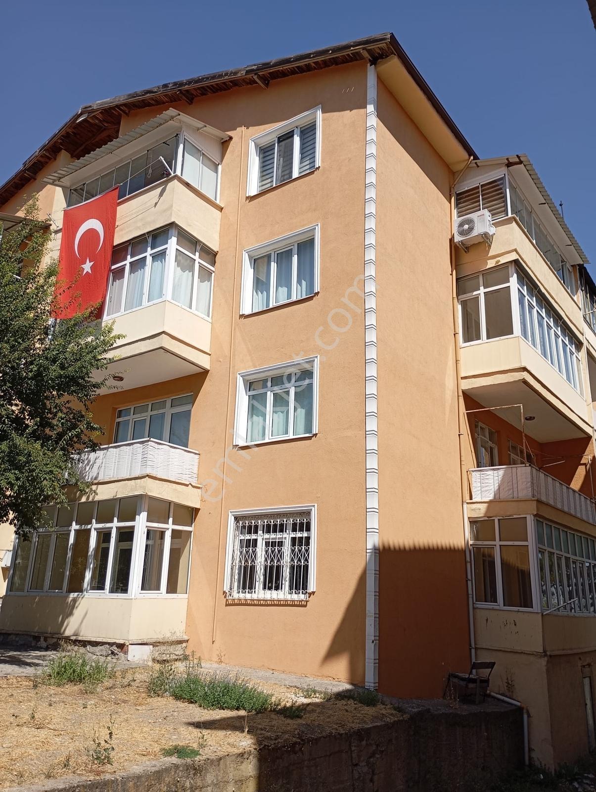 Elit Emlak'tan Cemal Caymaz'da Kiralık 2+1 Geniş Daire