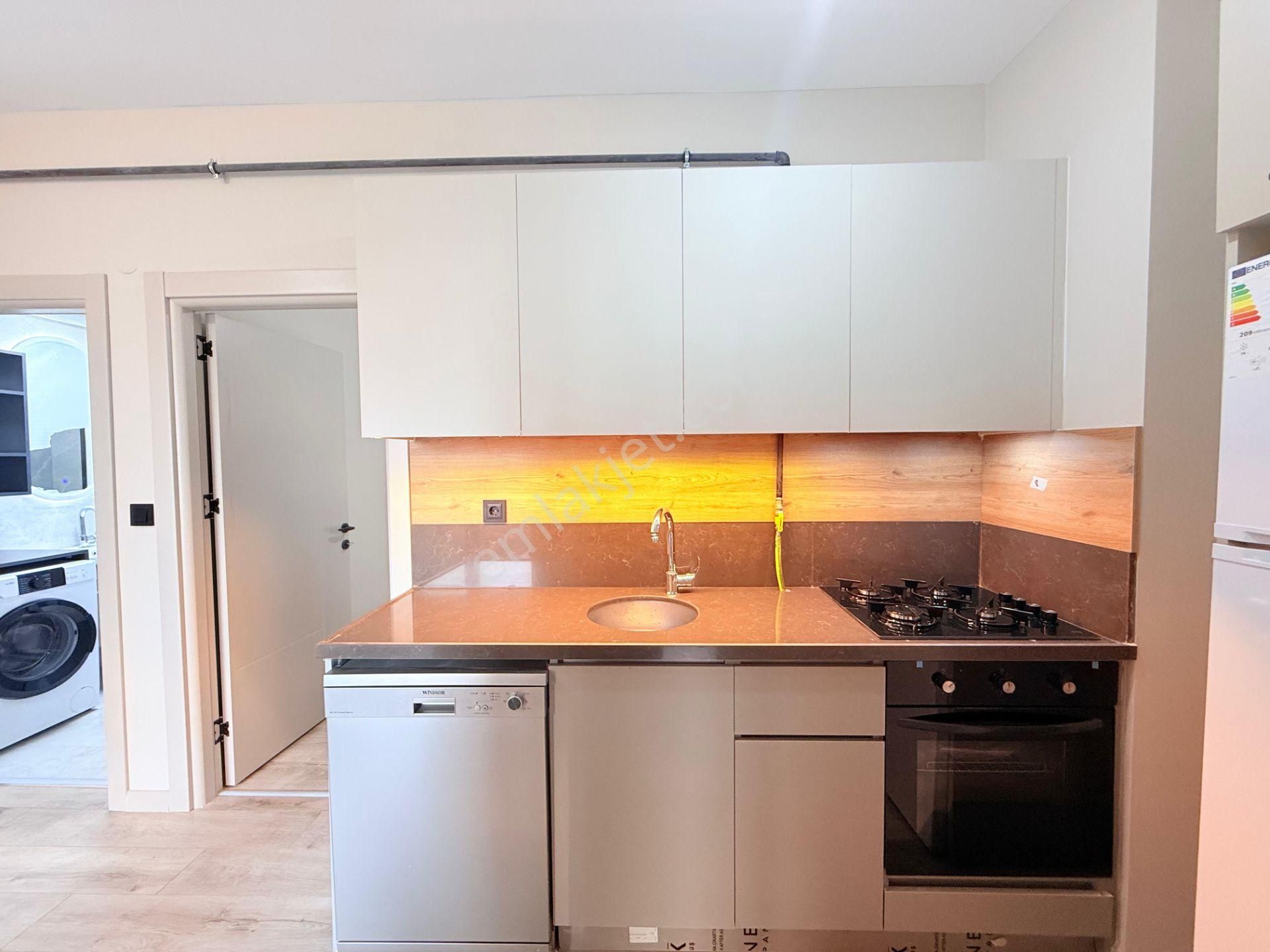 Almina'dan Sıfır Site İçi Merkezi Konumda Lüks Kiralık Daire - Görsel 12