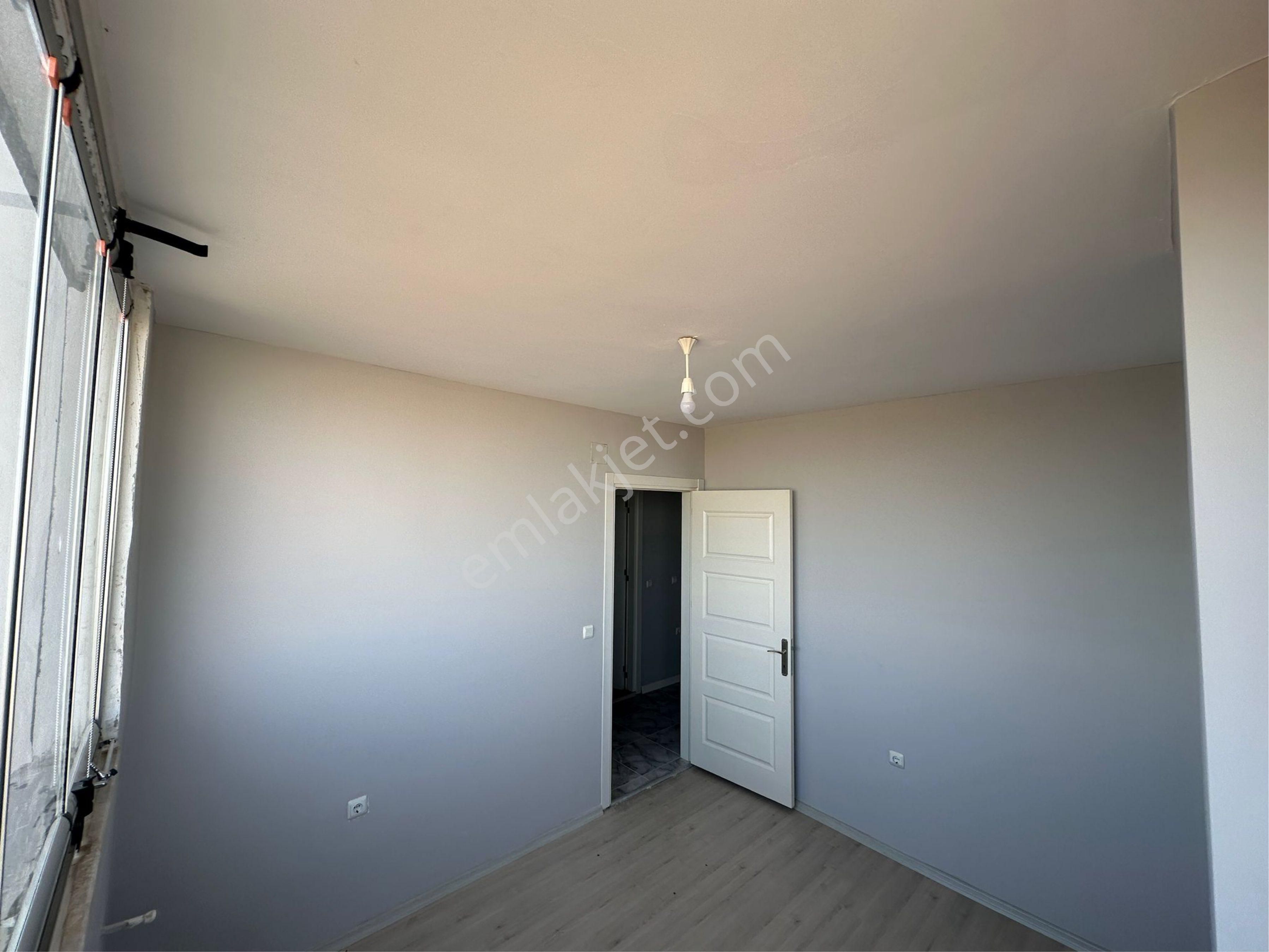 Yüregir Çamlıbel Mah Satlık 2+1 Blv Üzerinde Imarlı Ve İskanlı Bina