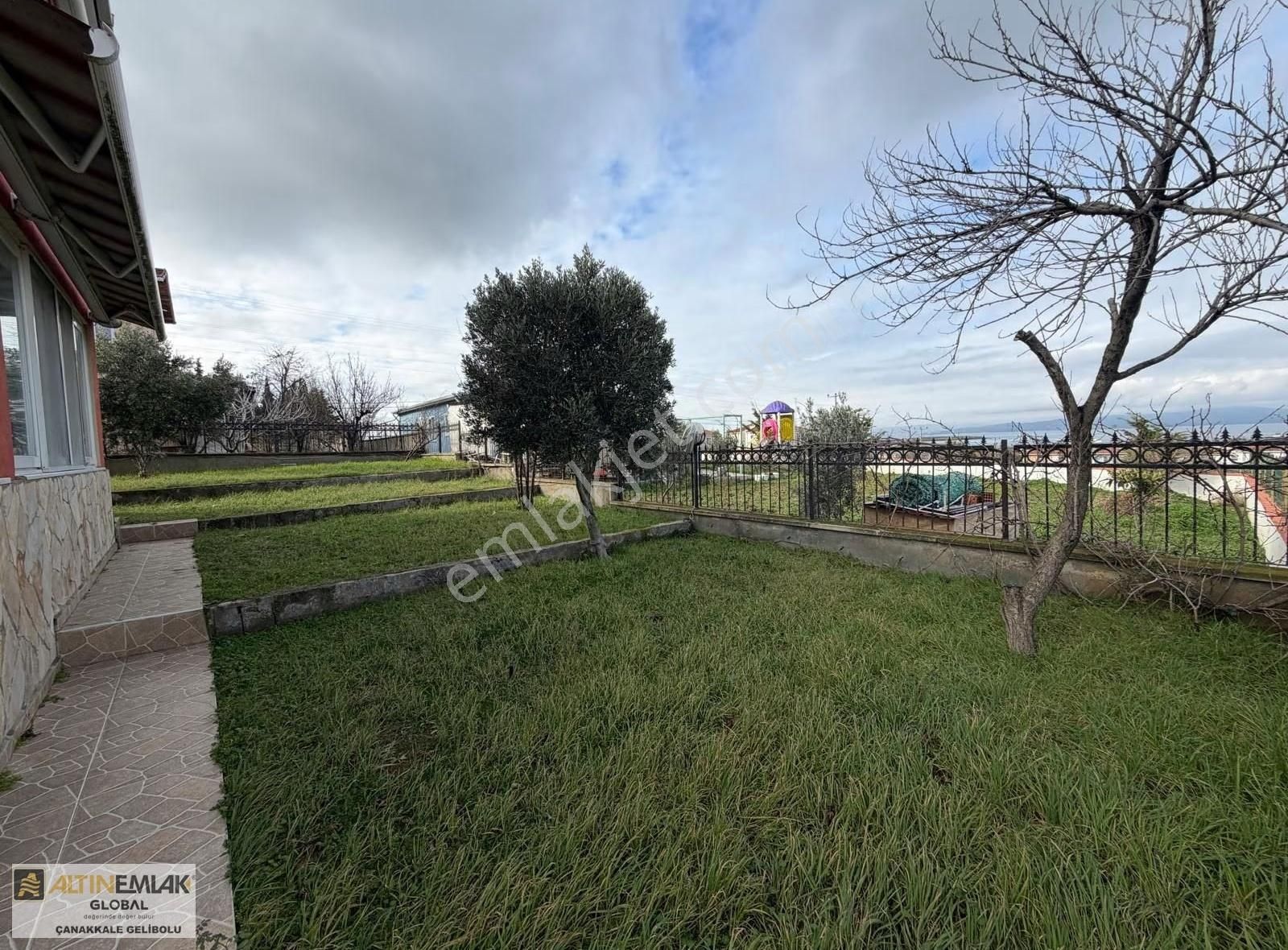 Altın Emlaktan Bolayırda Saroz Manzaralı Bahçeli Satılık Yazlık - Görsel 12