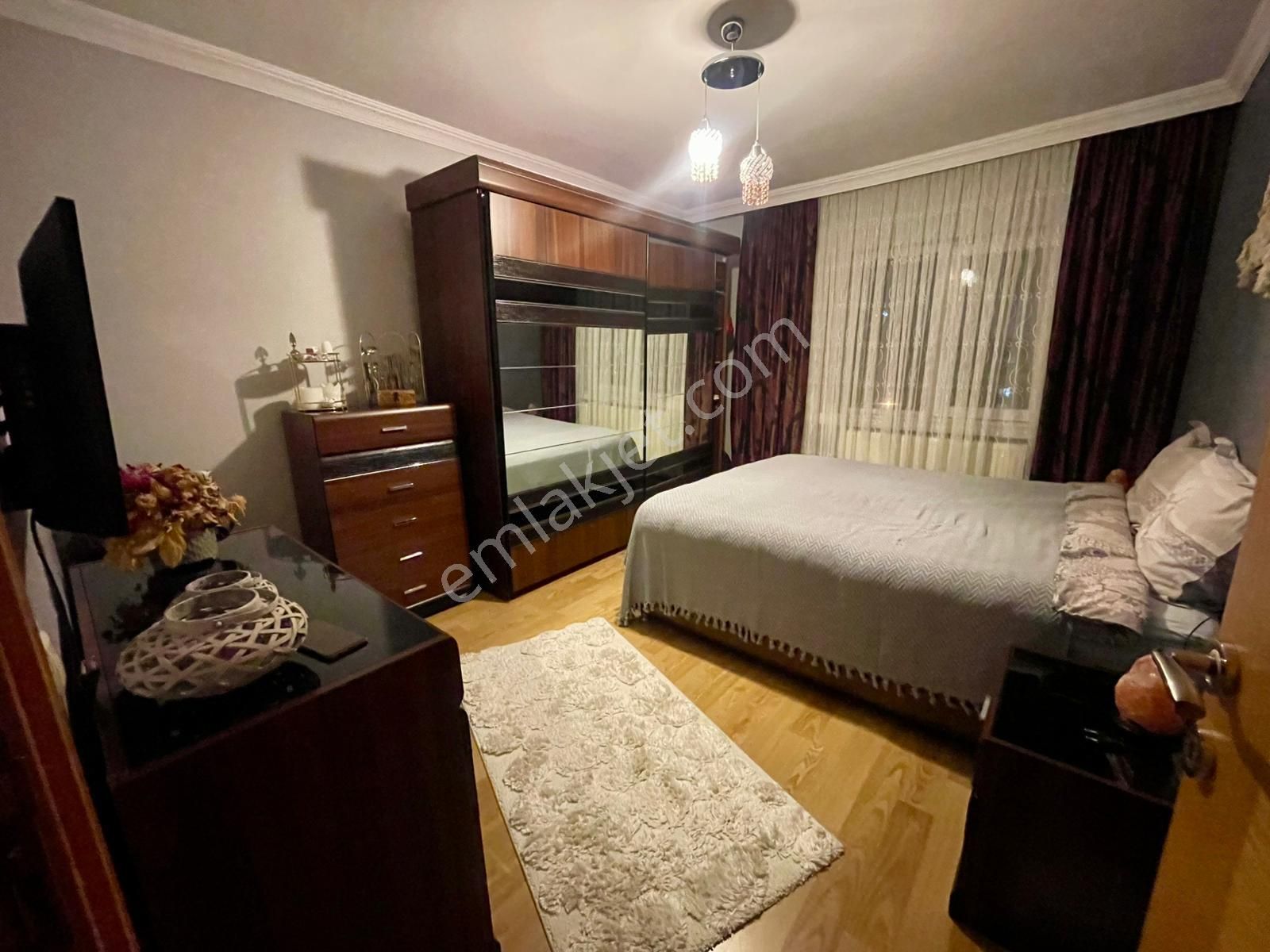 Plevne Mahallesinde Yeşilovaya Sınır 3+1 Bağımsız Katta Full Yapılı Daire - Görsel 22