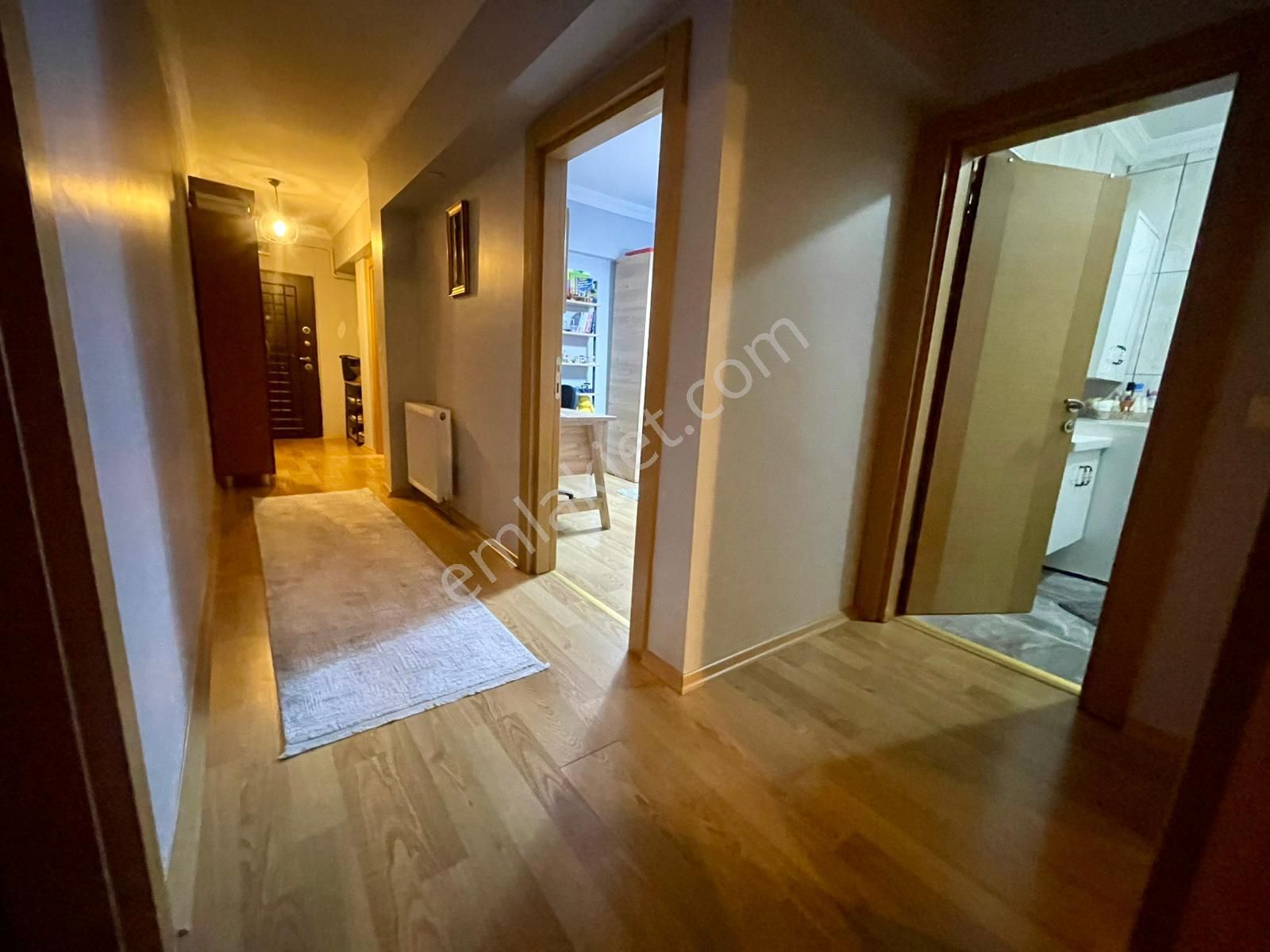 Plevne Mahallesinde Yeşilovaya Sınır 3+1 Bağımsız Katta Full Yapılı Daire - Görsel 24