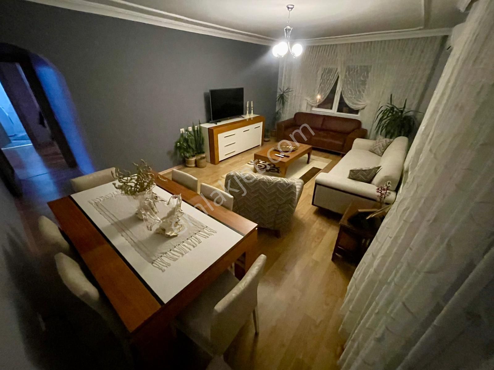 Plevne Mahallesinde Yeşilovaya Sınır 3+1 Bağımsız Katta Full Yapılı Daire - Görsel 10