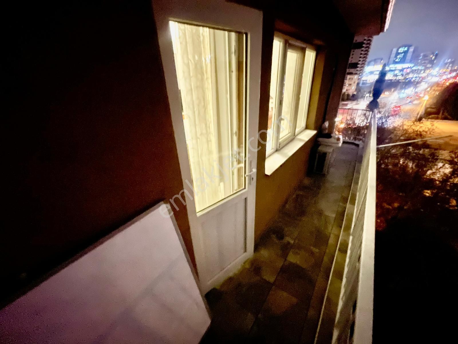 Plevne Mahallesinde Yeşilovaya Sınır 3+1 Bağımsız Katta Full Yapılı Daire - Görsel 27