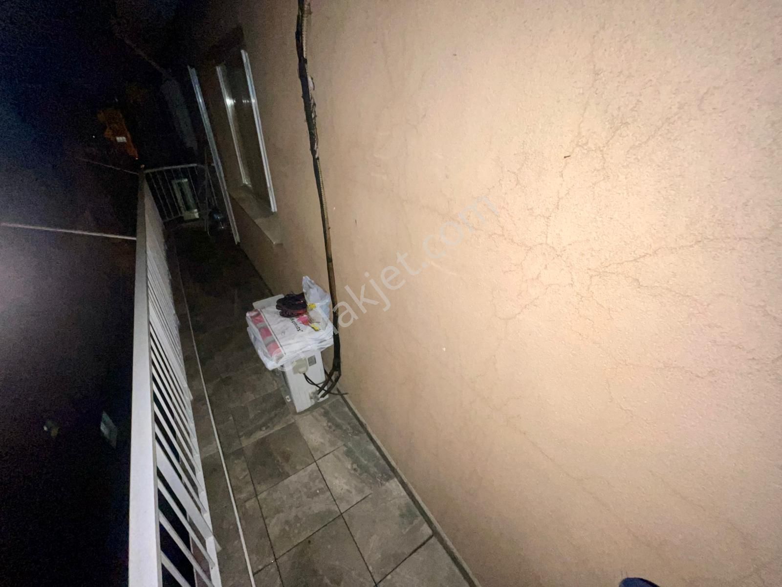 Plevne Mahallesinde Yeşilovaya Sınır 3+1 Bağımsız Katta Full Yapılı Daire - Görsel 28