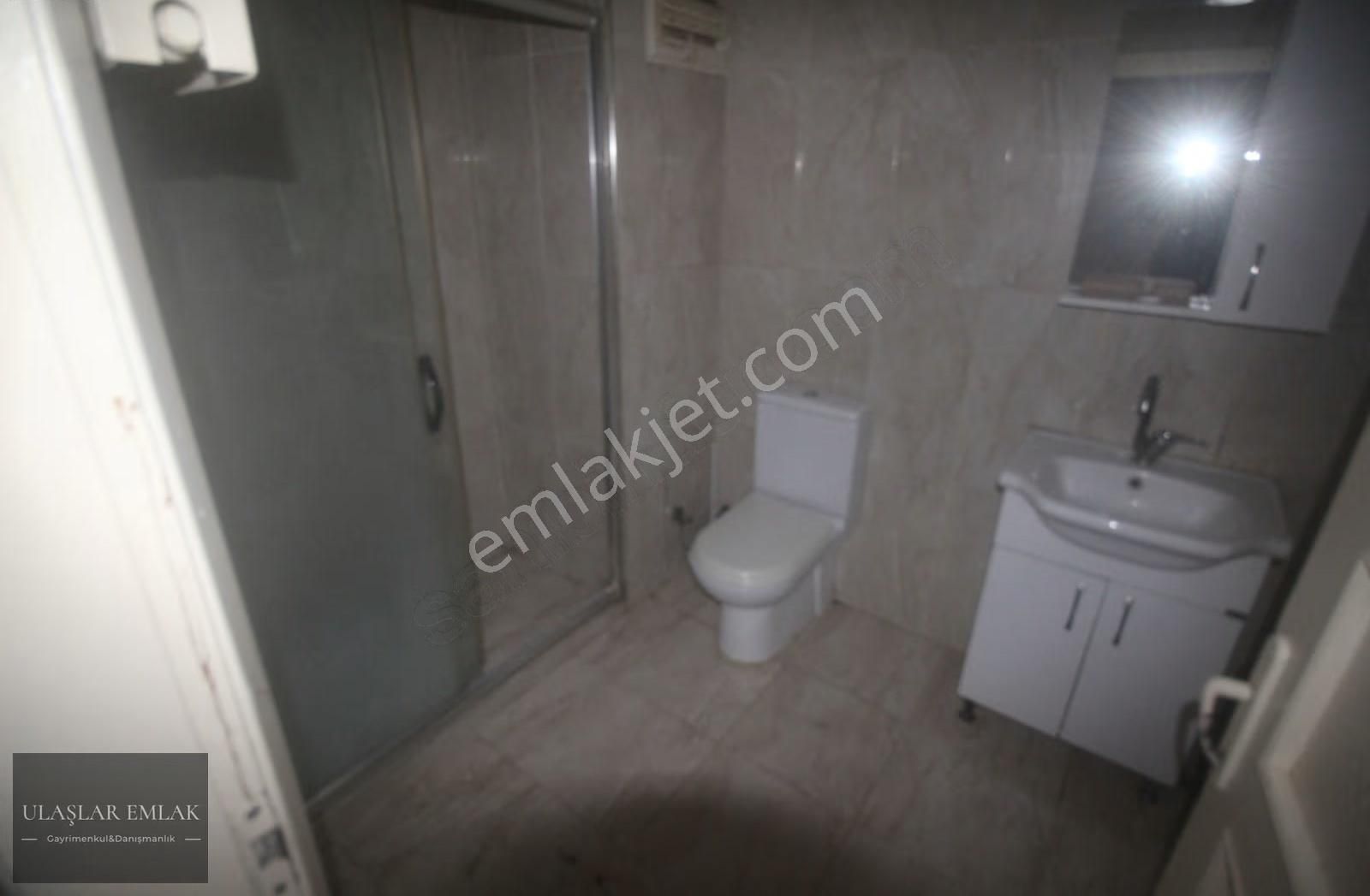 Ümraniye İstiklal Mh. 2+1 80 M2 Kiralık Arakat Daire. - Görsel 4
