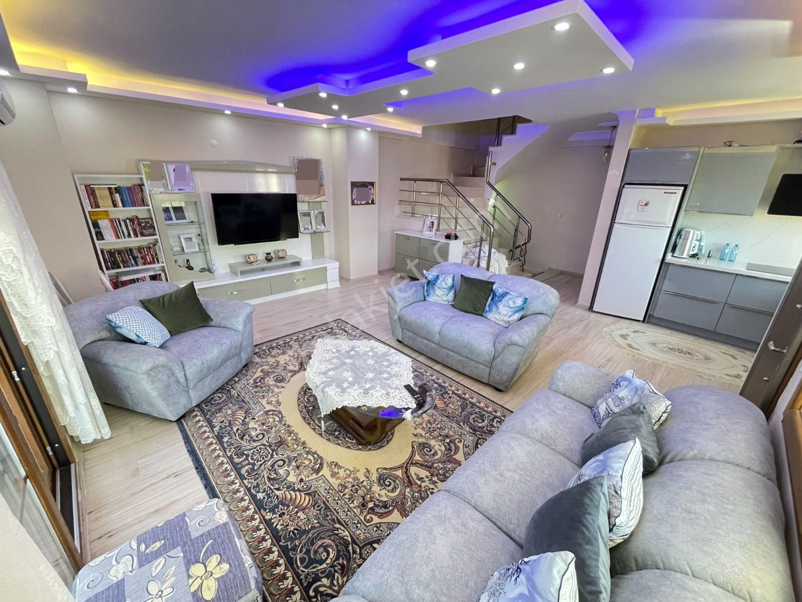 Didim Fener Caddesi Üzerinde Ön Cephe Fourlex Villa