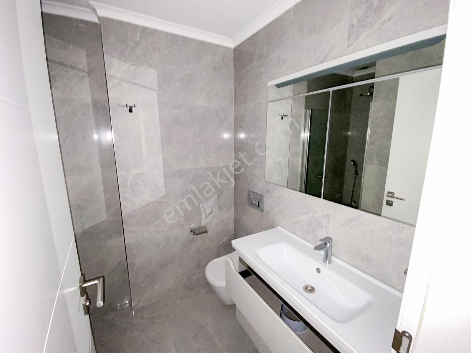Ata'dan Havuzlu Sitede Doğa Manzaralı 2 Oda 1 Salon Düz Daire - Görsel 12