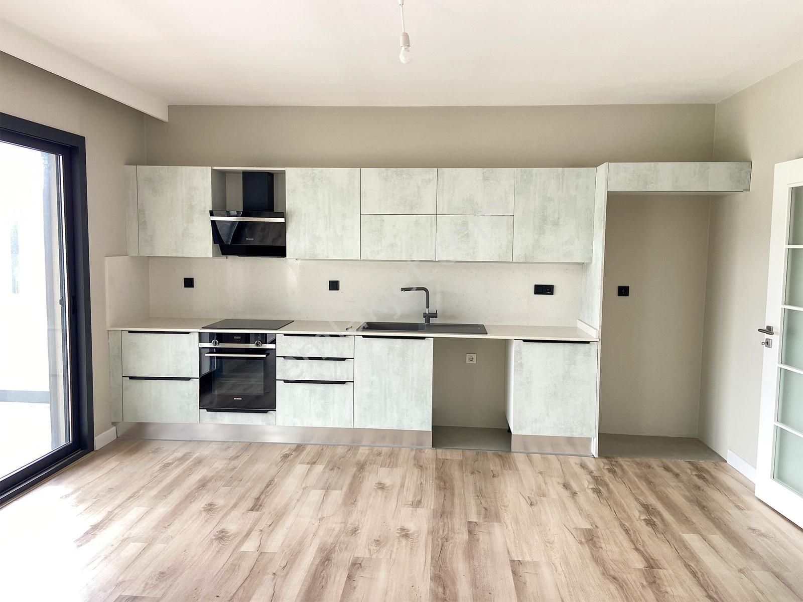 Ata'dan Havuzlu Sitede Doğa Manzaralı 2 Oda 1 Salon Düz Daire - Görsel 6