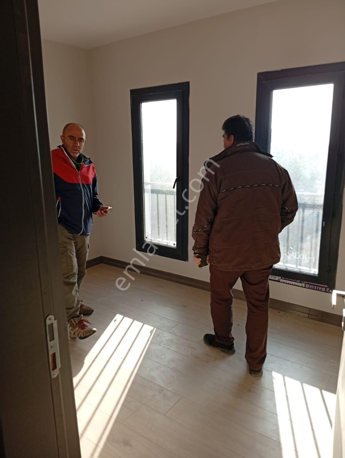 Adana Buruk Tokilerinde Sıfır 2+1 Doğalgazlı Güneş Enerjili Fırsat Kiralık Daire - Görsel 4