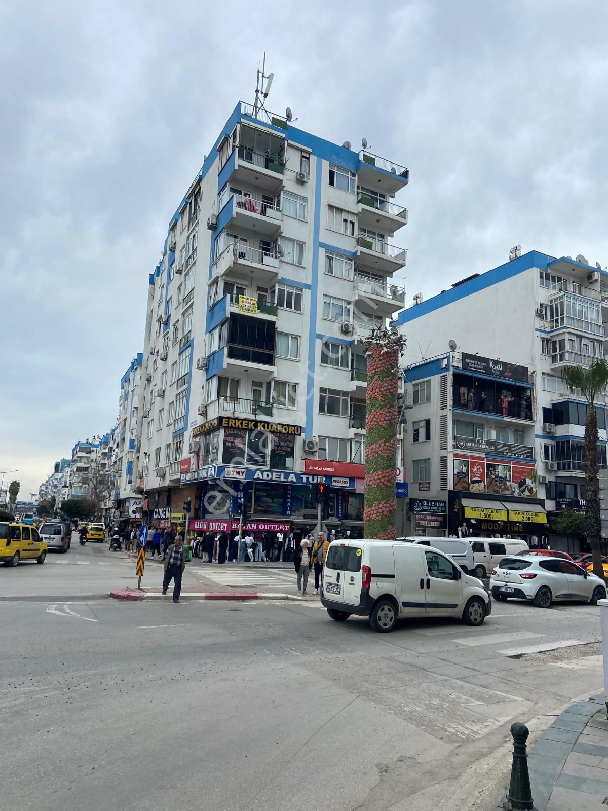 Güllük Kavşağı Köşesinde 2+1 Ev Yada Ofis