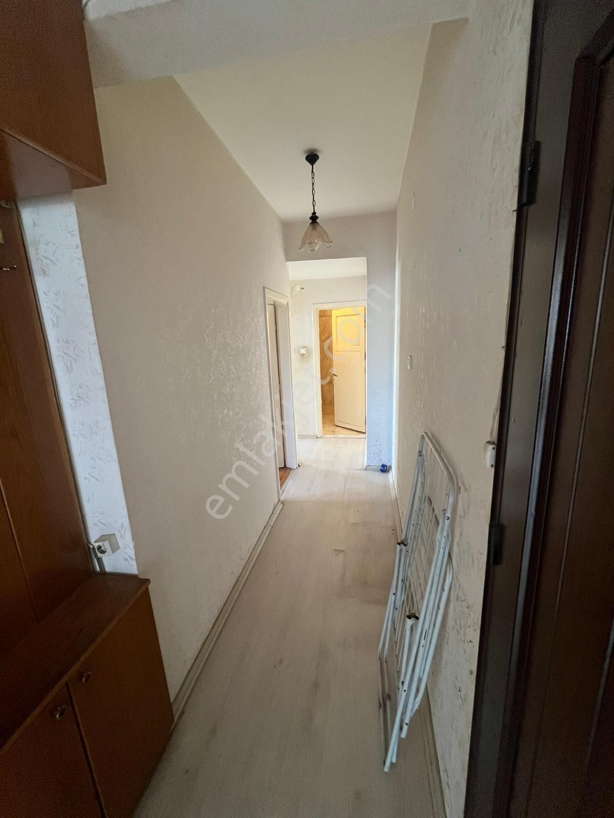 Güllük Kavşağı Köşesinde 2+1 Ev Yada Ofis - Görsel 22