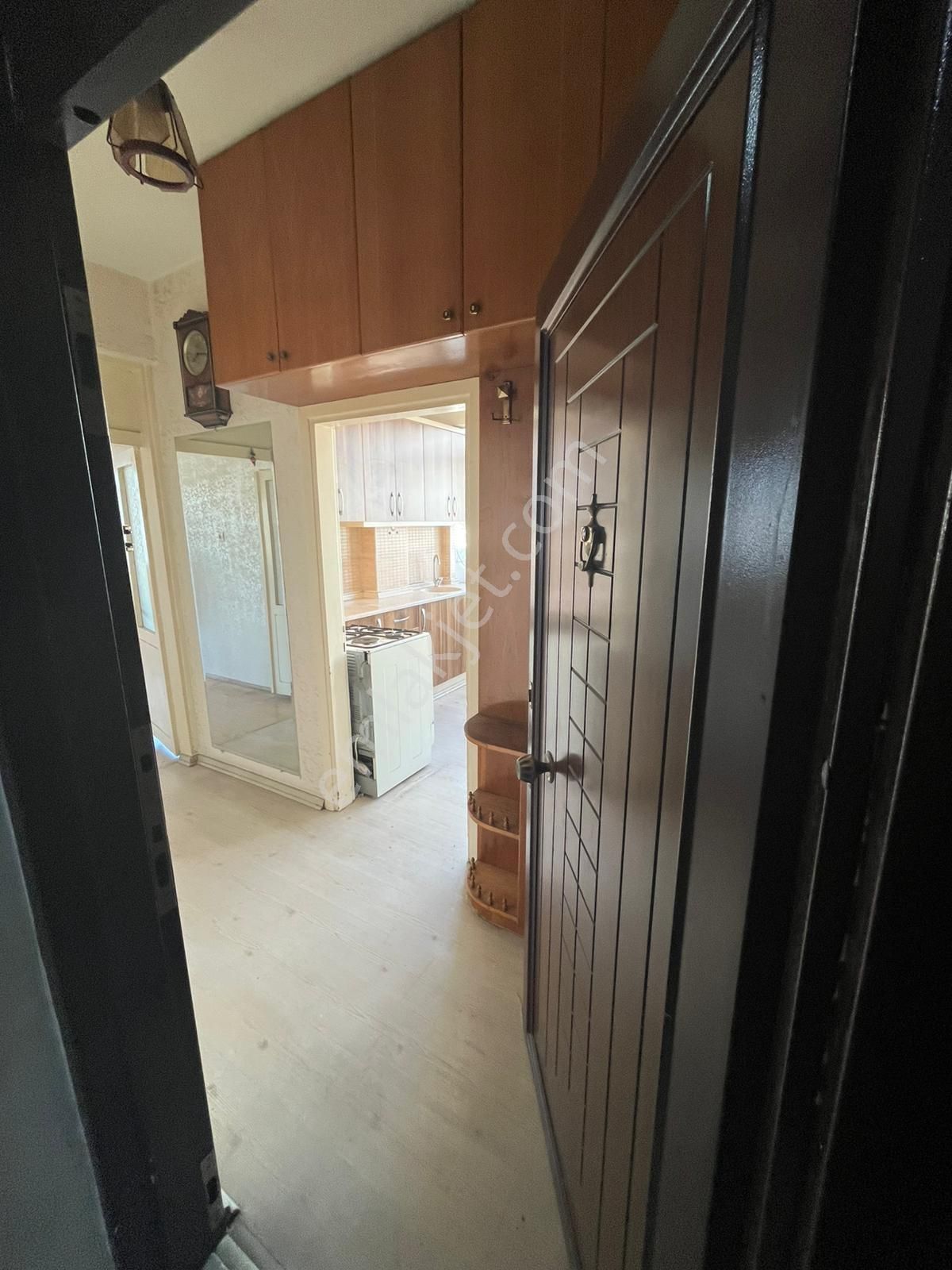 Güllük Kavşağı Köşesinde 2+1 Ev Yada Ofis - Görsel 6