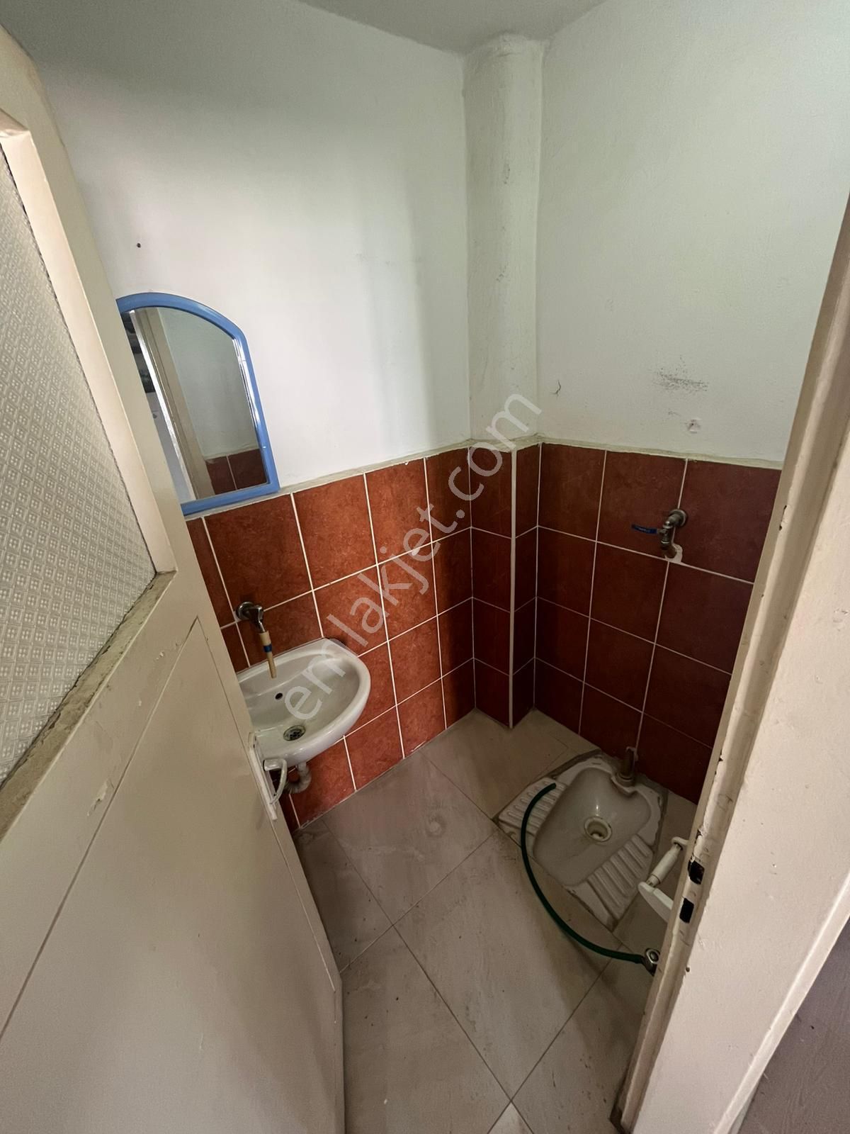 Güllük Kavşağı Köşesinde 2+1 Ev Yada Ofis - Görsel 8