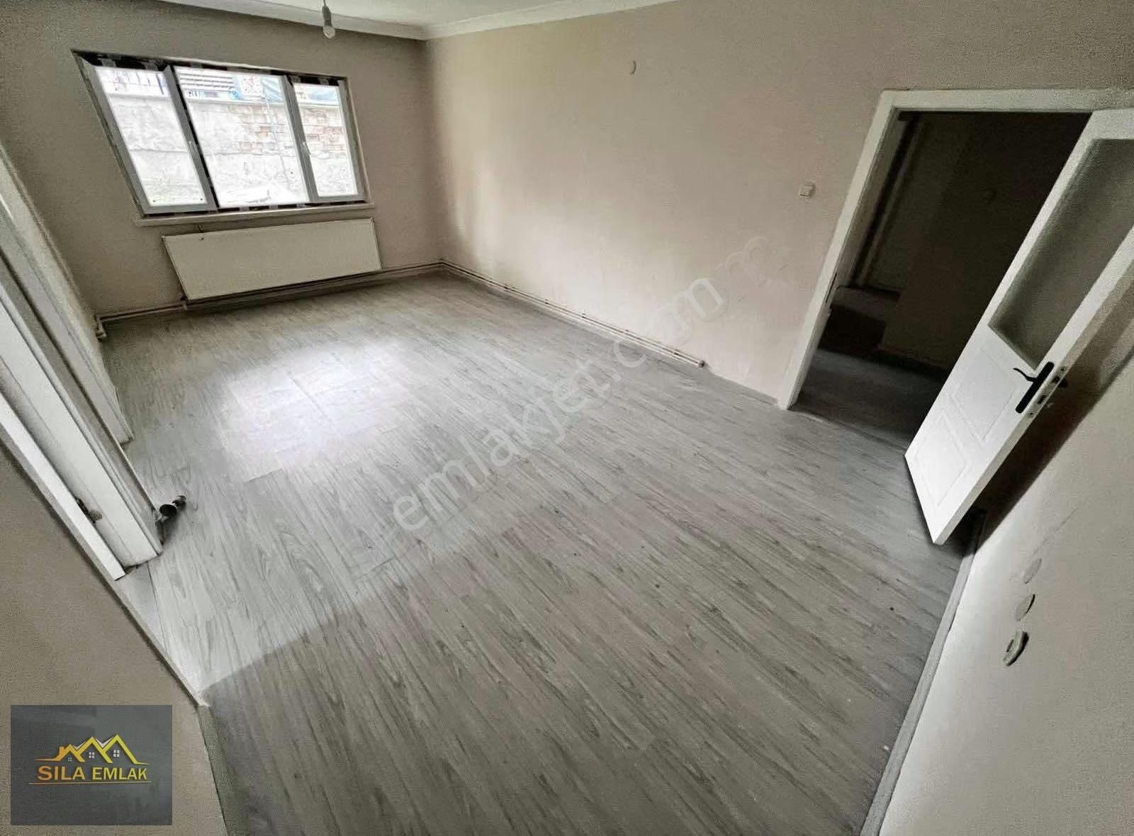 Akşemsettin Mh. 3+1 Full Yapılı Geniş Bahçe Kat Satılık Daire! - Görsel 2
