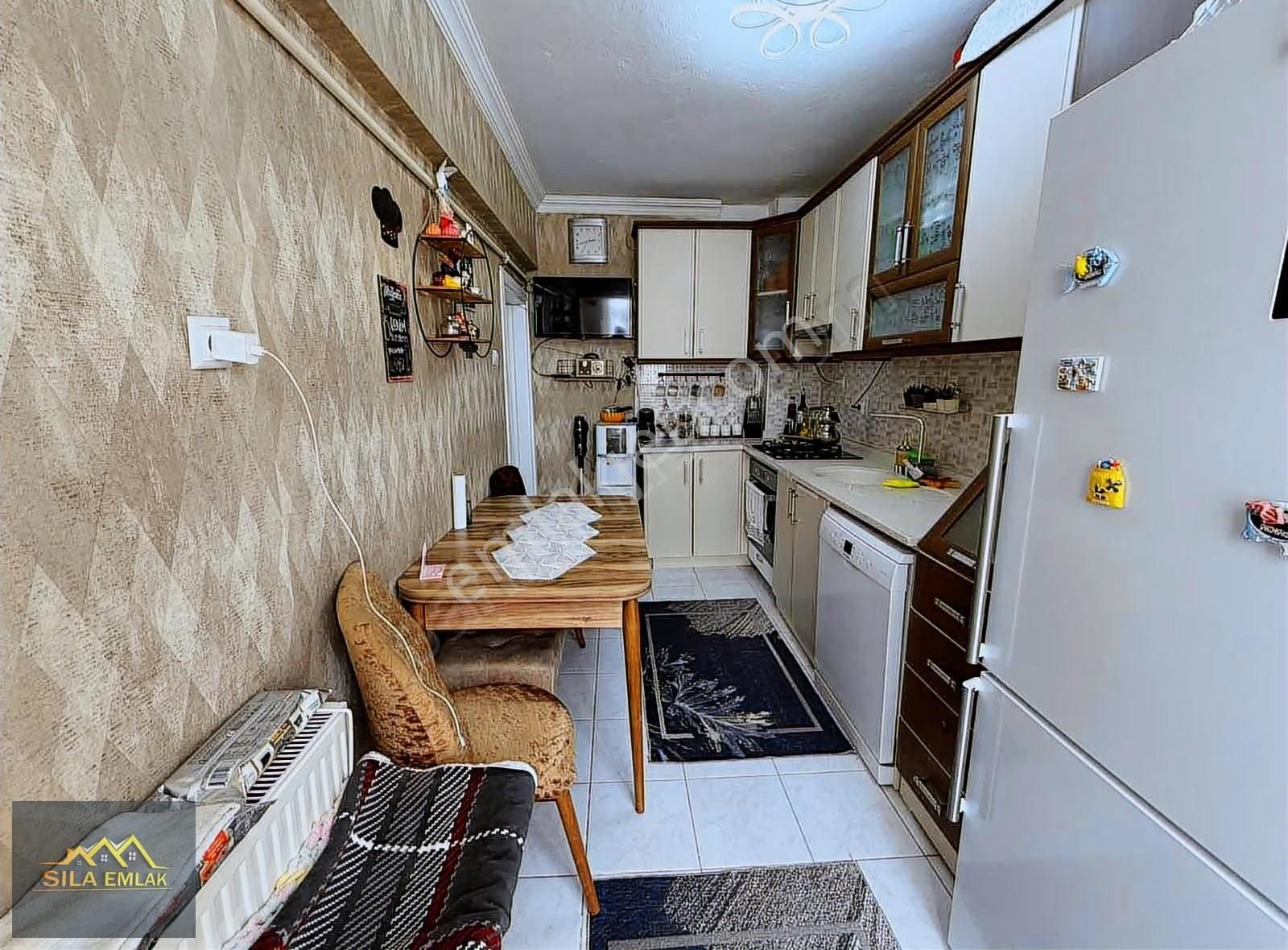 İstasyon Mh. 3+1 120m2 Yapılı Bağımsız Ara Kat Satılık Daire! - Görsel 3