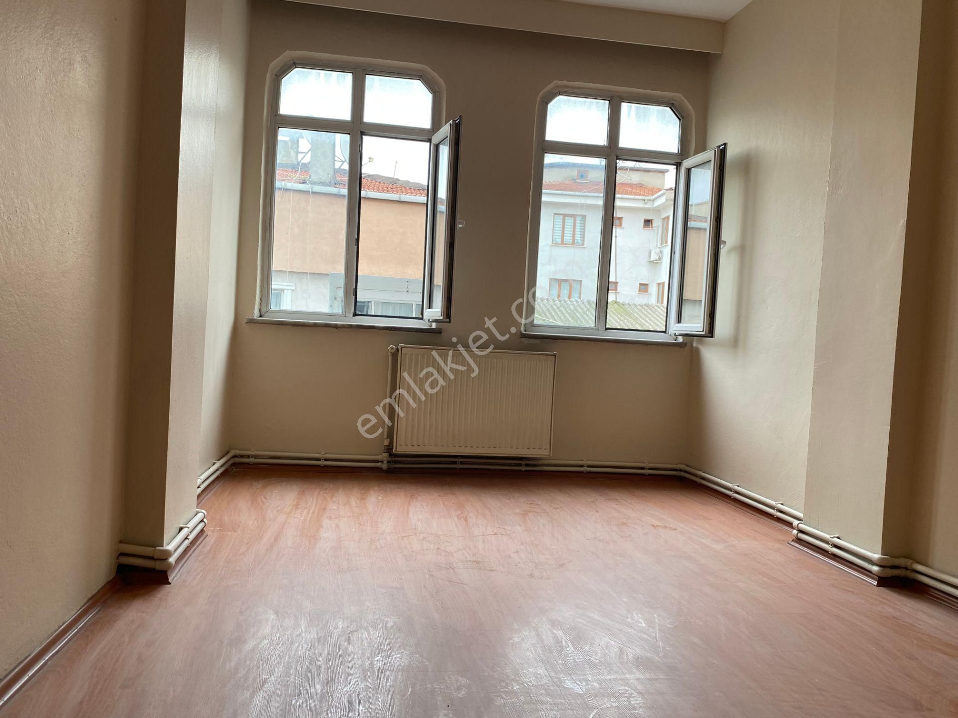 Avrupa Emlak Tan Menderes Mah 100m² 3+1 4.kat,menderes Metroya 5-10 Dk Metro(sabit Gelirye) - Görsel 11