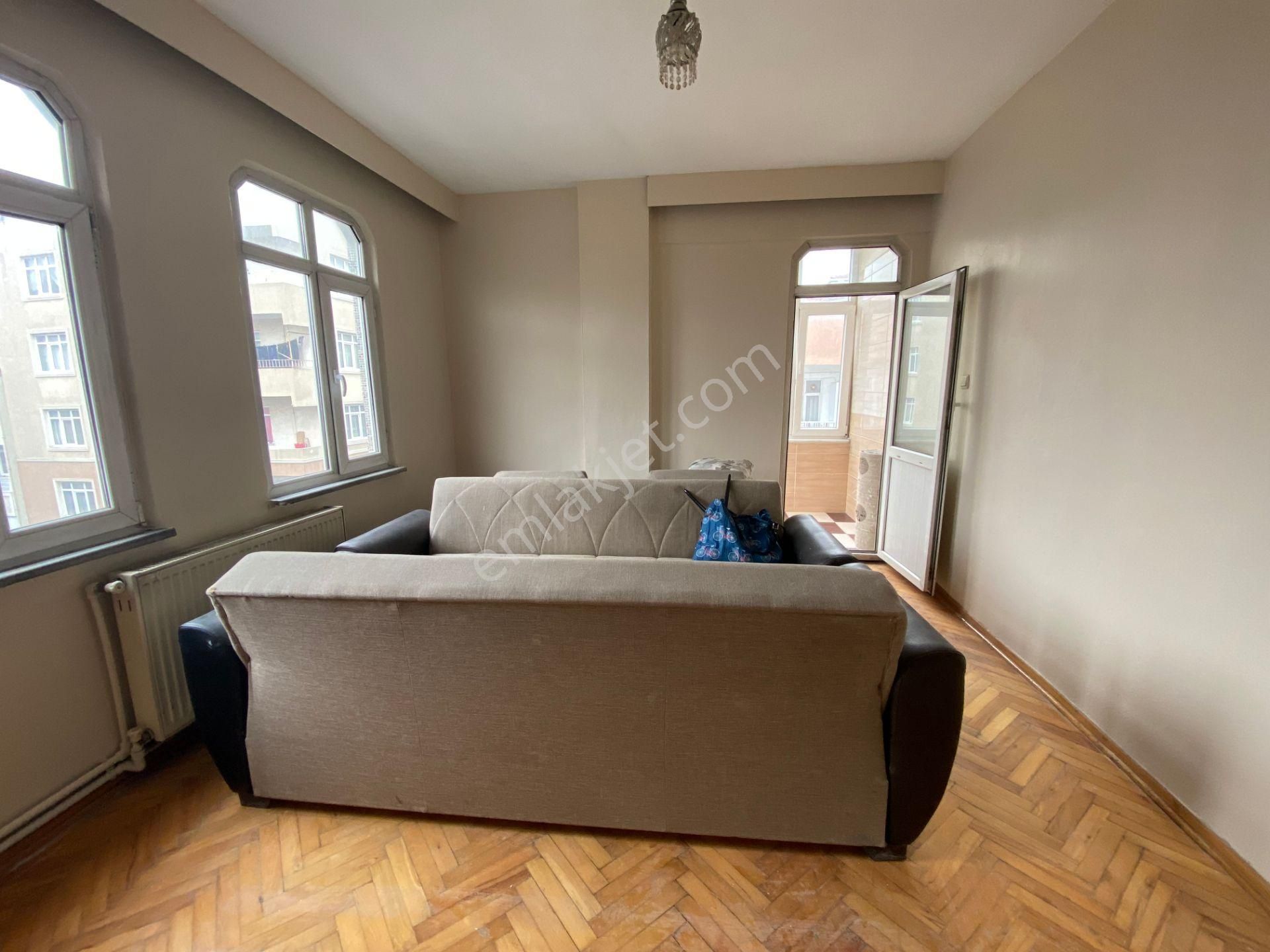 Avrupa Emlak Tan Menderes Mah 100m² 3+1 4.kat,menderes Metroya 5-10 Dk Metro(sabit Gelirye) - Görsel 8