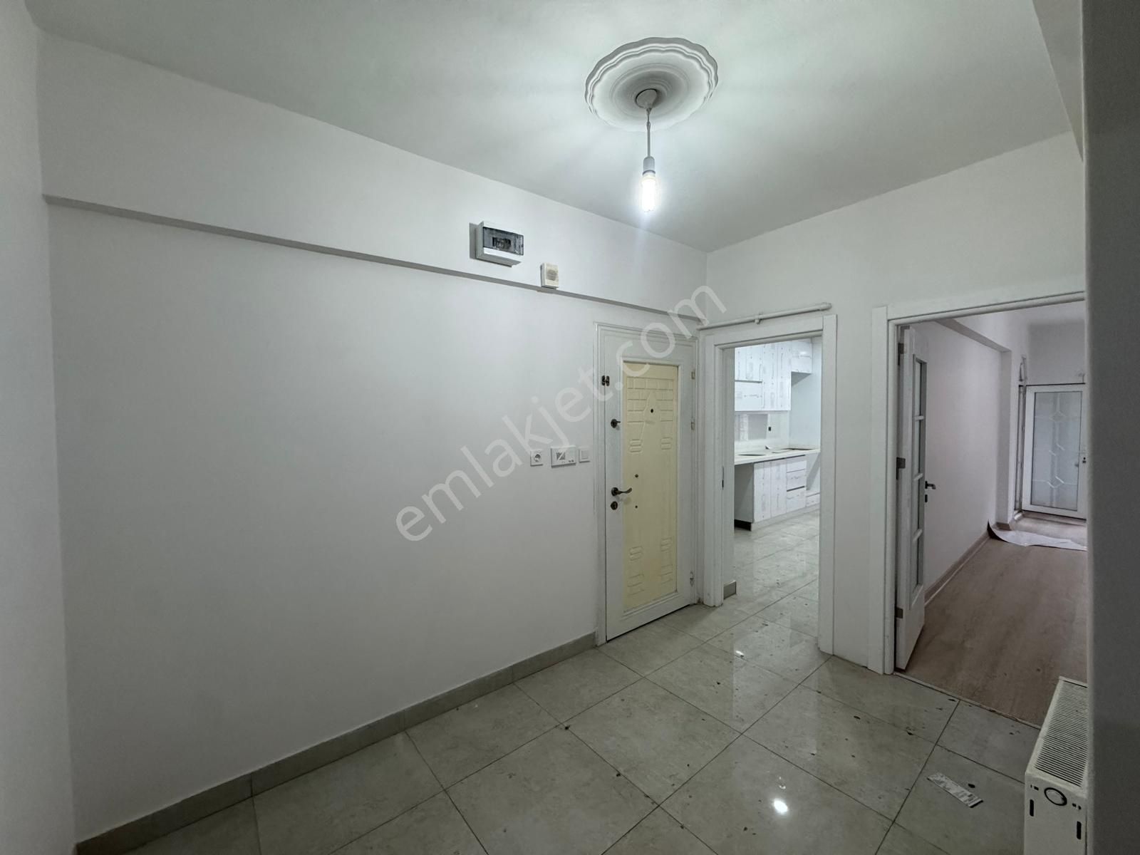 Kartaltepe'de Tramvaya Yakın, Mükemmel Genişlikte, Fırsat Daire! - Görsel 12