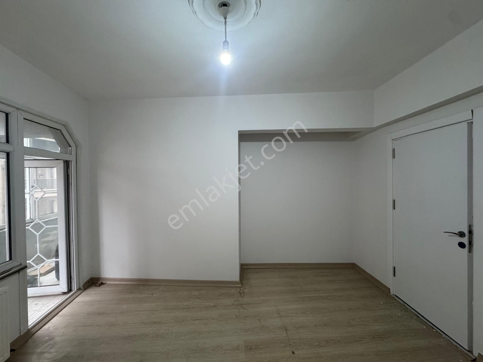 Kartaltepe'de Tramvaya Yakın, Mükemmel Genişlikte, Fırsat Daire! - Görsel 11