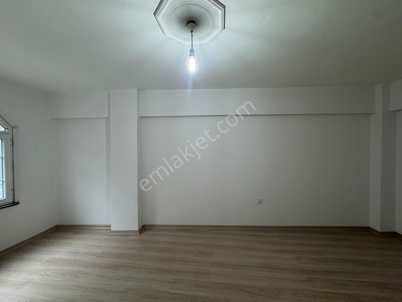 Kartaltepe'de Tramvaya Yakın, Mükemmel Genişlikte, Fırsat Daire! - Görsel 9