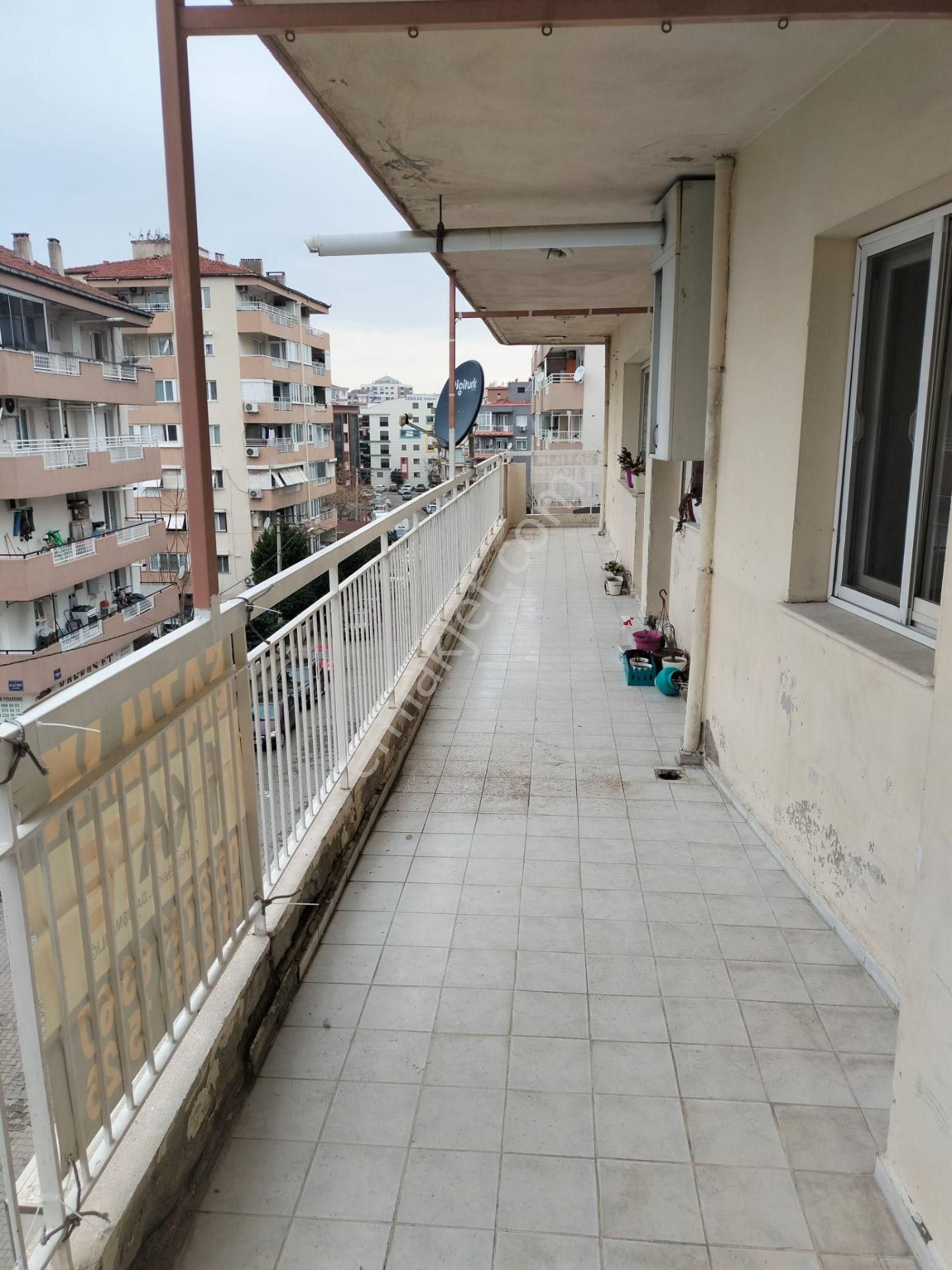 Kate Gayrimenkulden Dedebaşı Karşıyakada 3+1 170 M2 Daire Satılıktır - Görsel 26