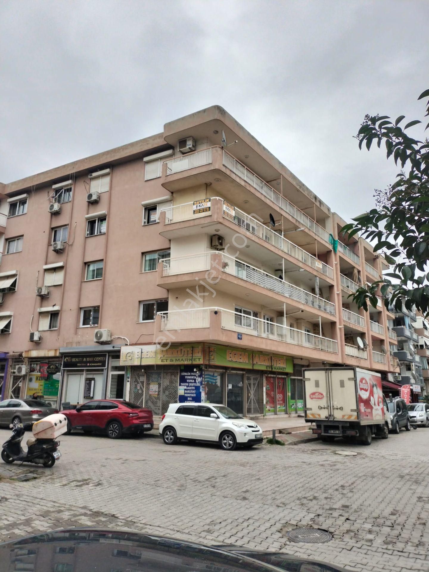 Kate Gayrimenkulden Dedebaşı Karşıyakada 3+1 170 M2 Daire Satılıktır - Görsel 32