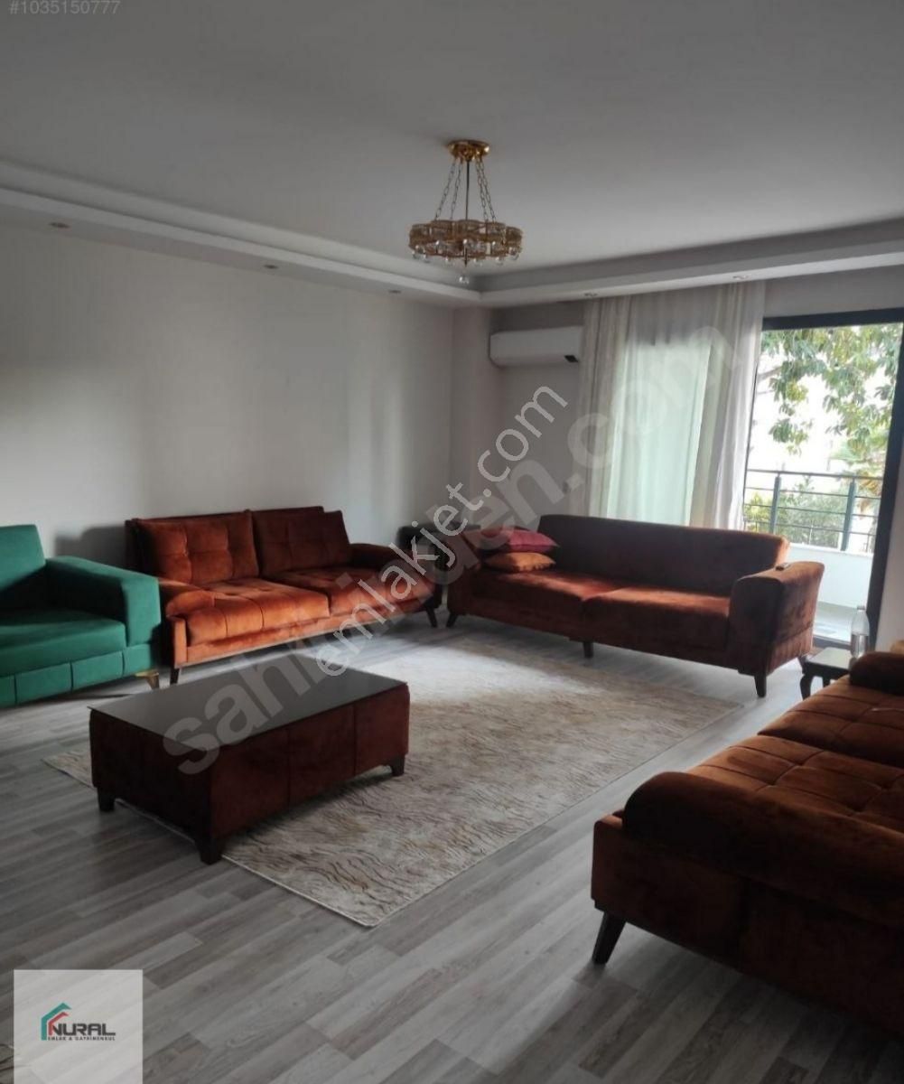 Batıkent'te Full Yapılı Satılık Geniş Daire