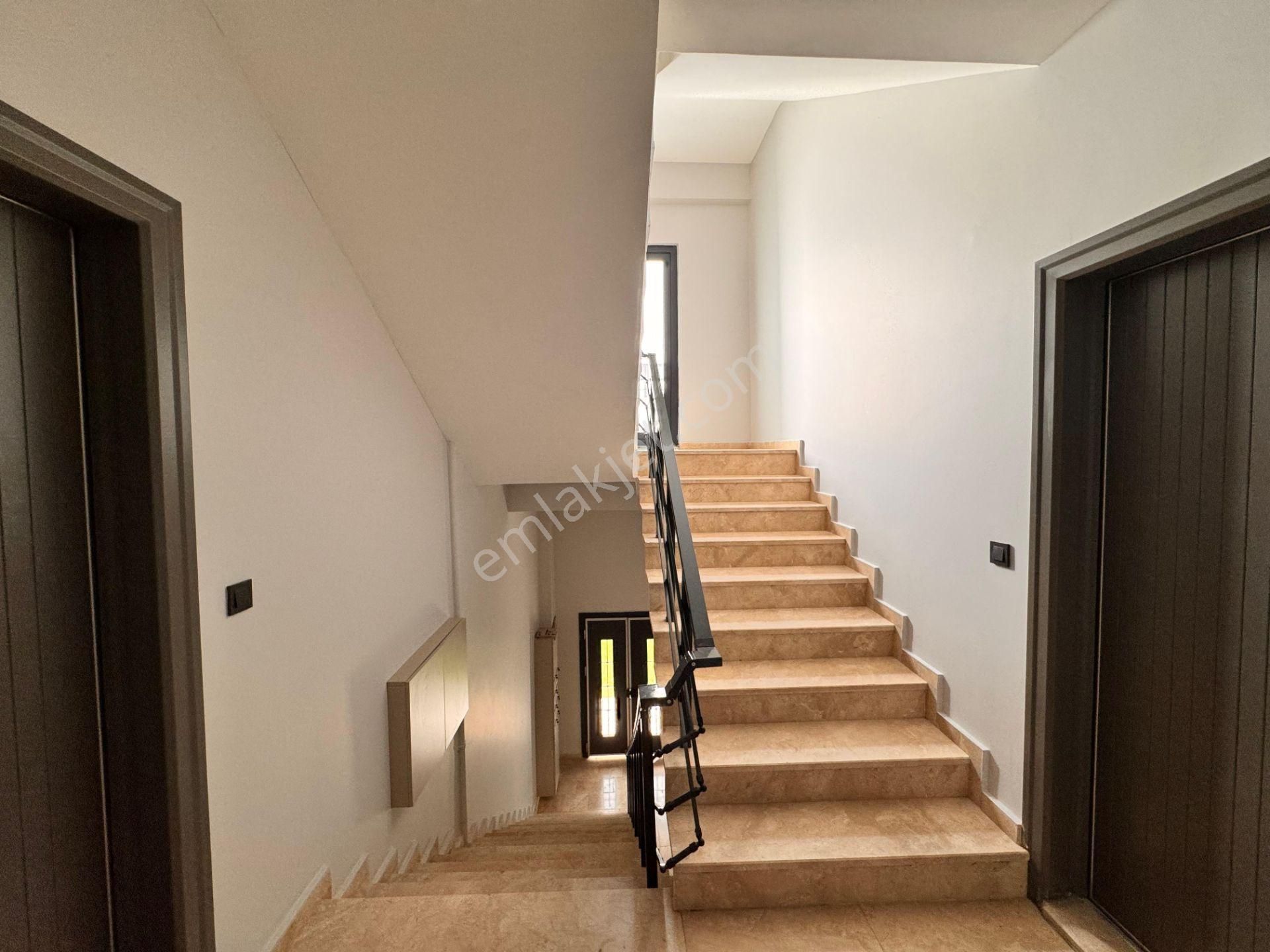 Almına' Dan Yüzüncüyıl Da 2+1 Satılık Daire - Görsel 32