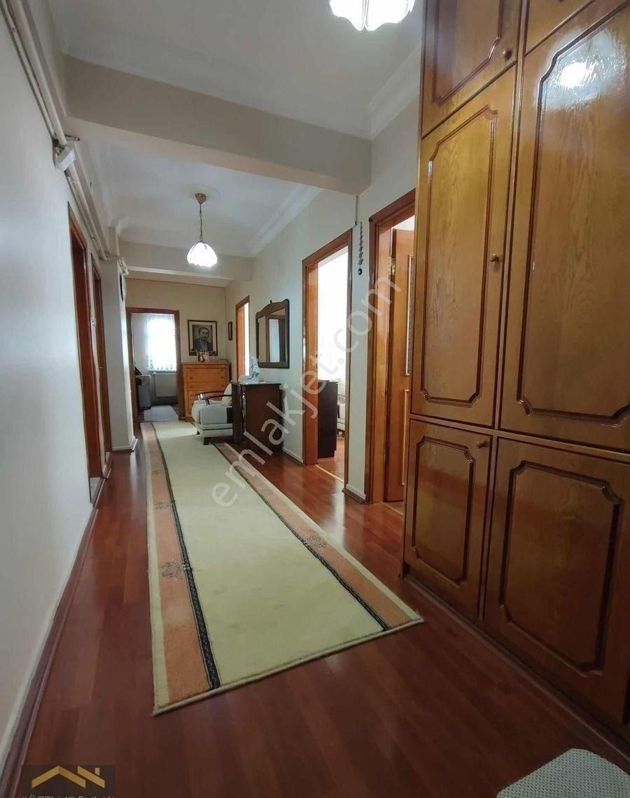 Güngören Yavuz Selim Tramvay Karşısında 3+1 2.kat 130 M2 - Görsel 22