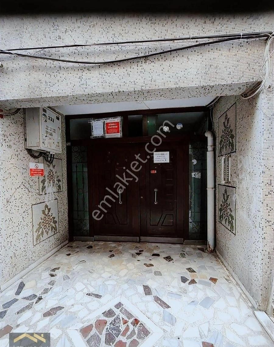 Güngören Yavuz Selim Tramvay Karşısında 3+1 2.kat 130 M2 - Görsel 17