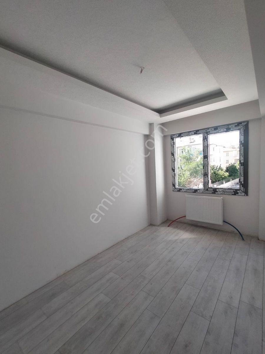 Bahçelievlerde 3+1 Geniş Lüks Daire - Görsel 14